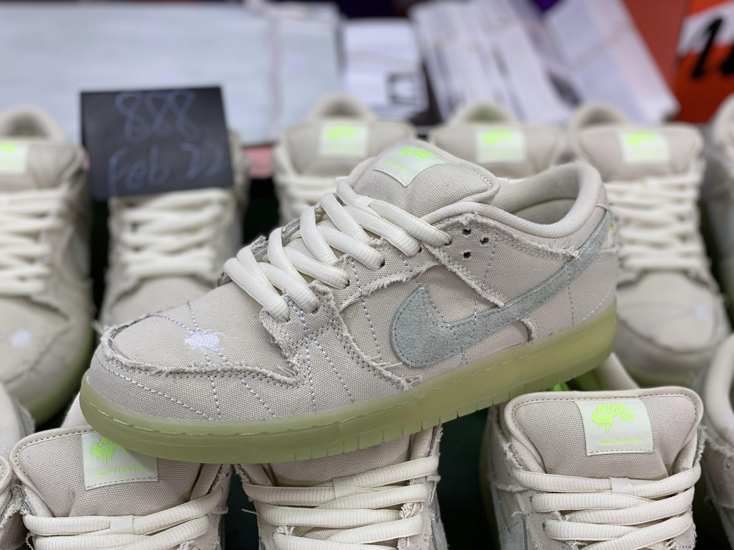 Nike SB Dunk Low Mummy