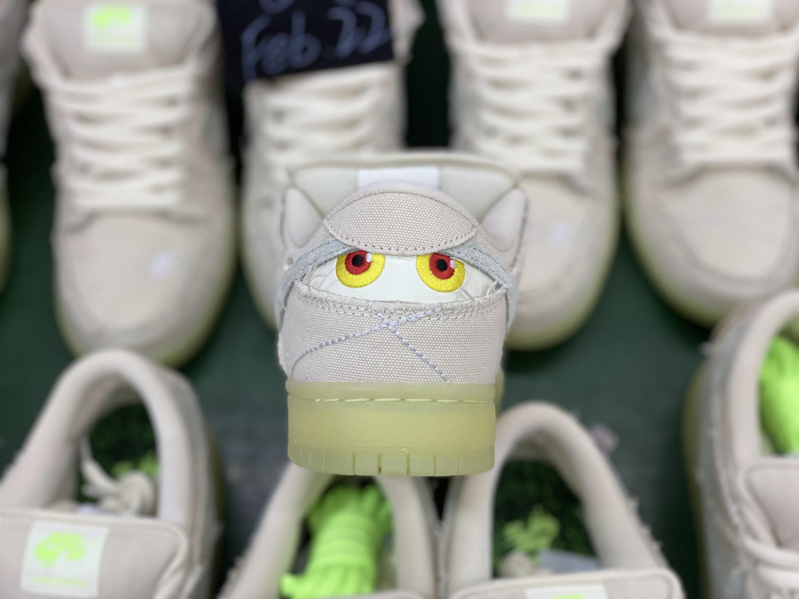 Nike SB Dunk Low Mummy