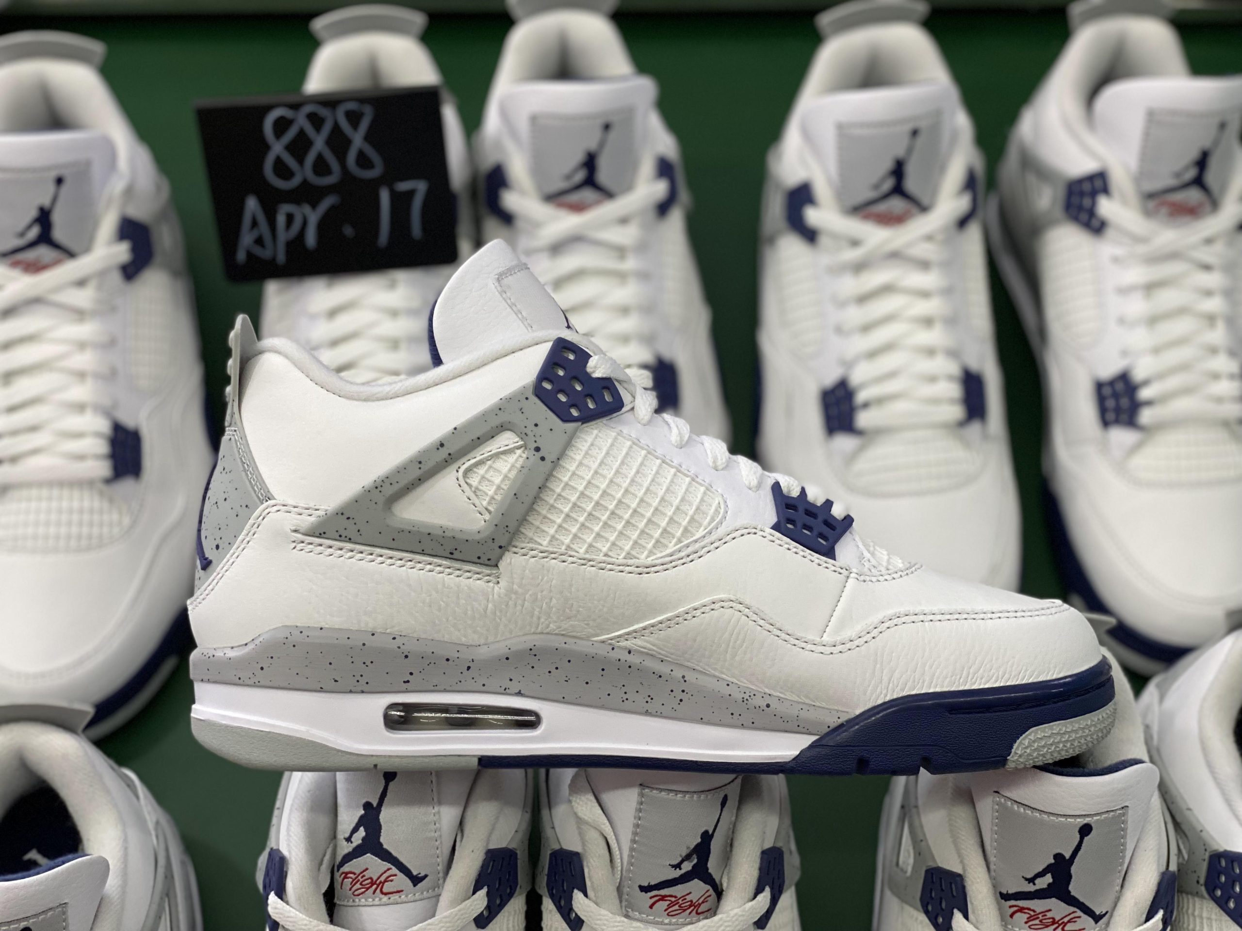 Jordan 4 Retro White Midnight Navy