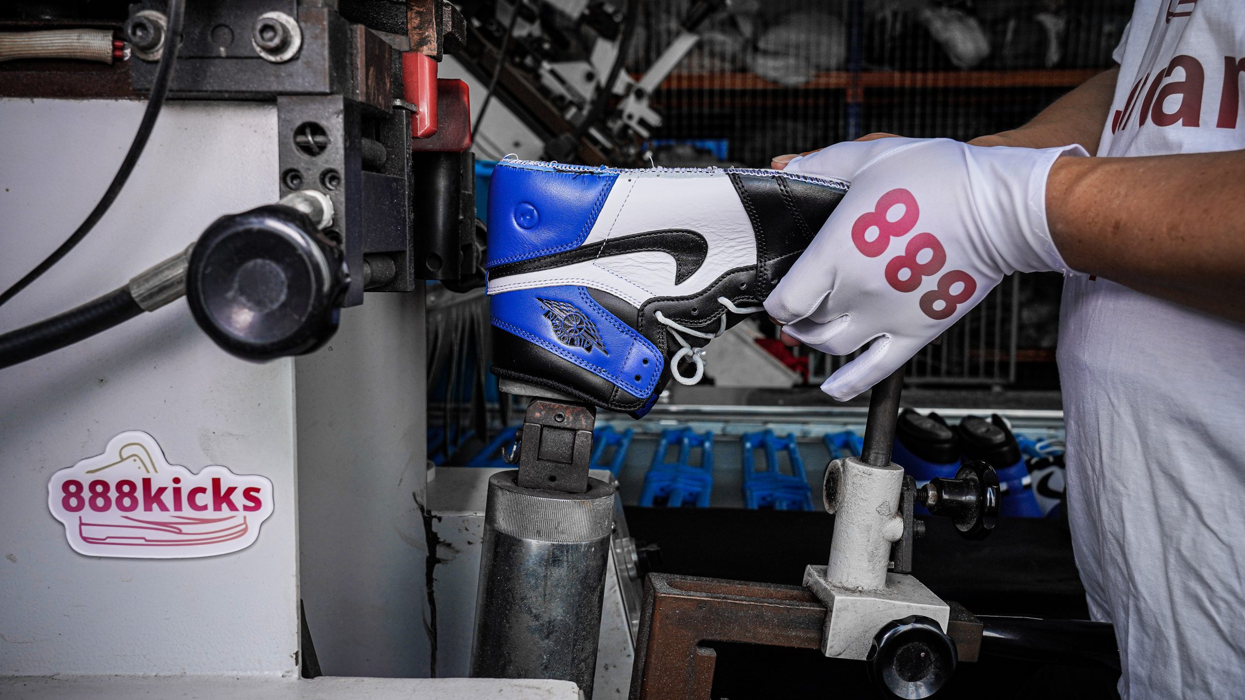 Jordan 1 Retro High Fragment