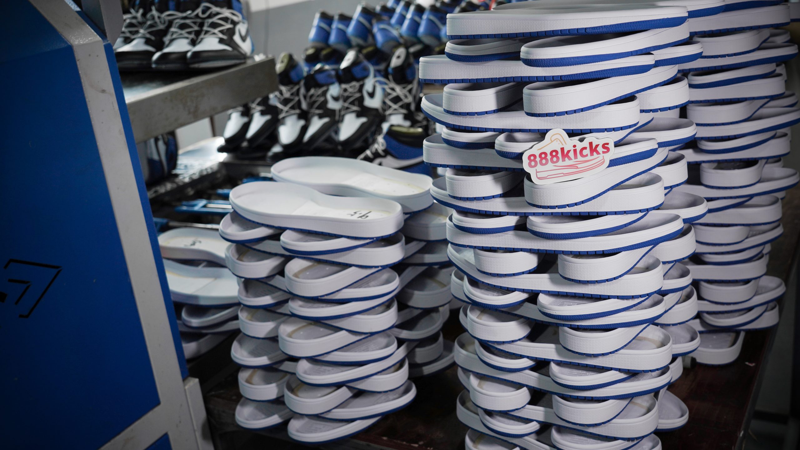 Jordan 1 Retro High Fragment