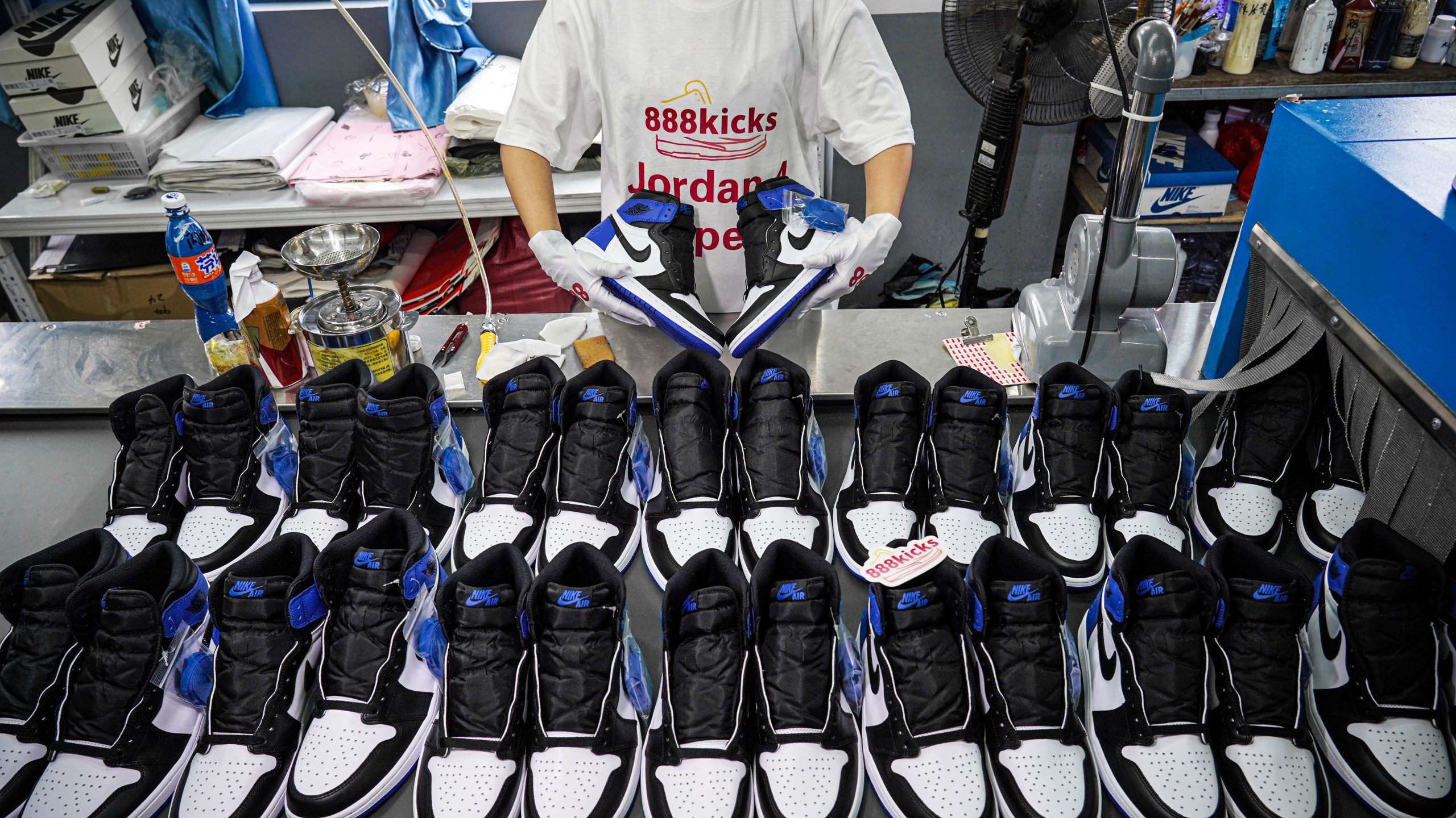 Jordan 1 Retro High Fragment