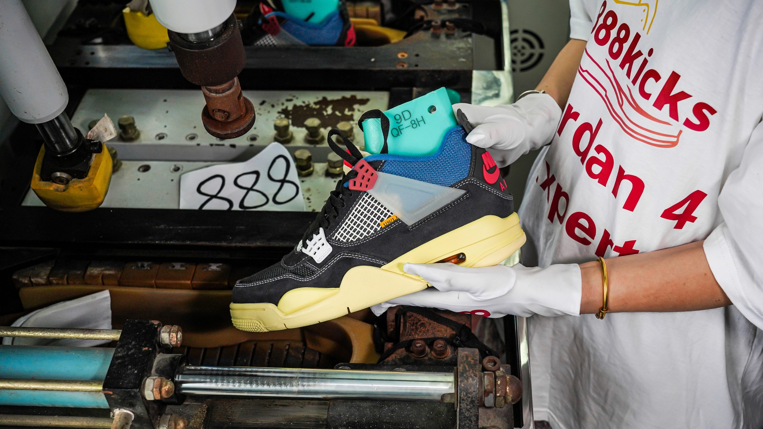 Jordan 4 Retro Union Off Noir