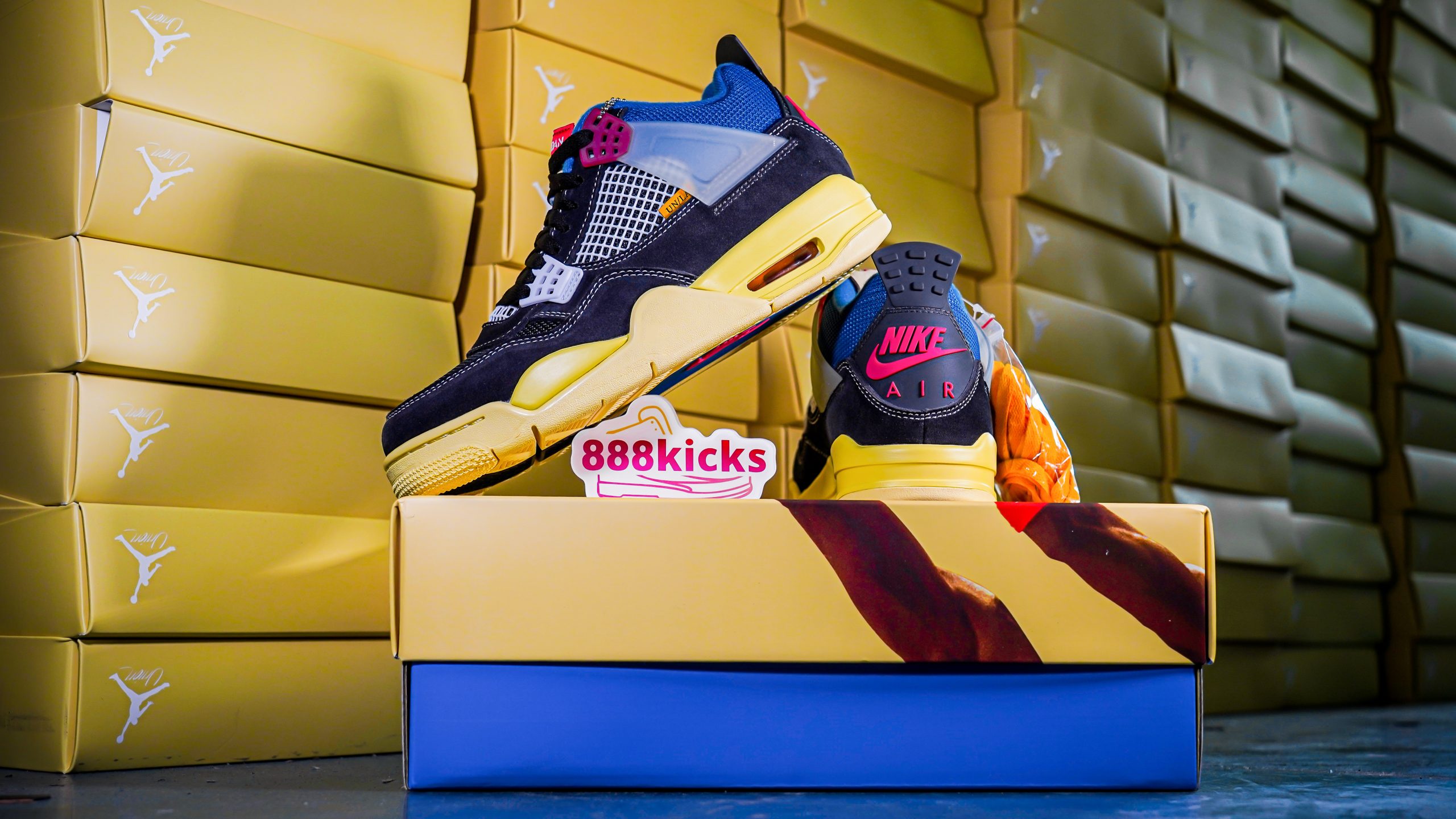 Jordan 4 Retro Union Off Noir