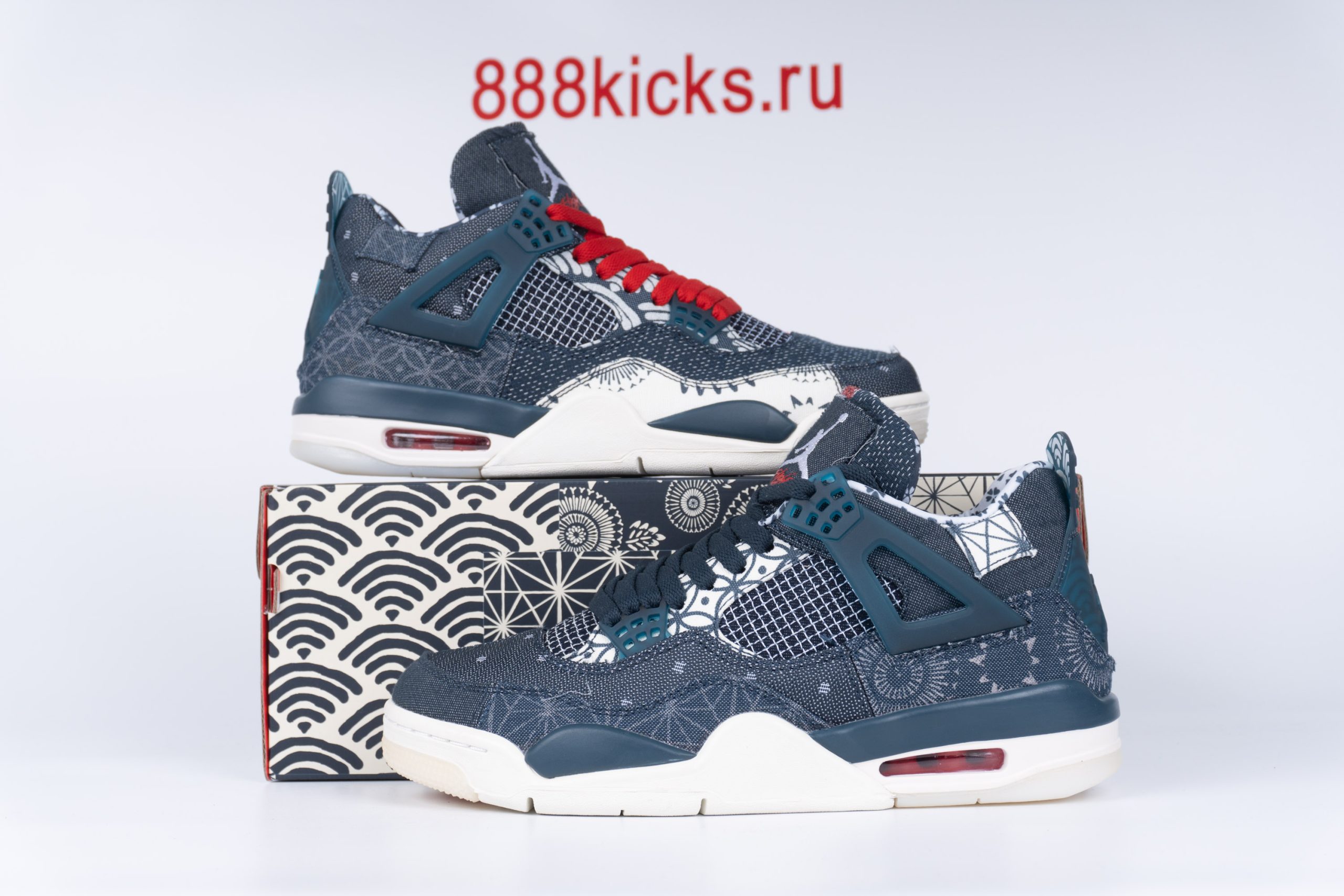 Air Jordan 4 Retro ‘Deep Ocean’