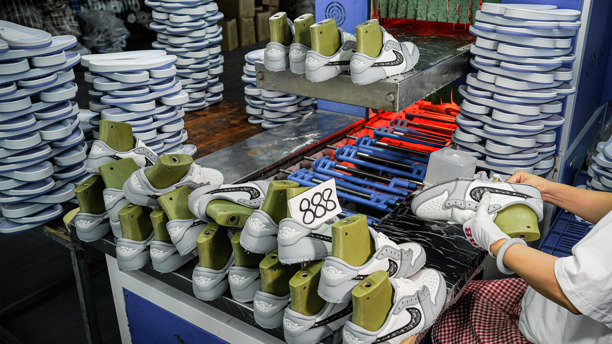 jordan 1 retro low D*or