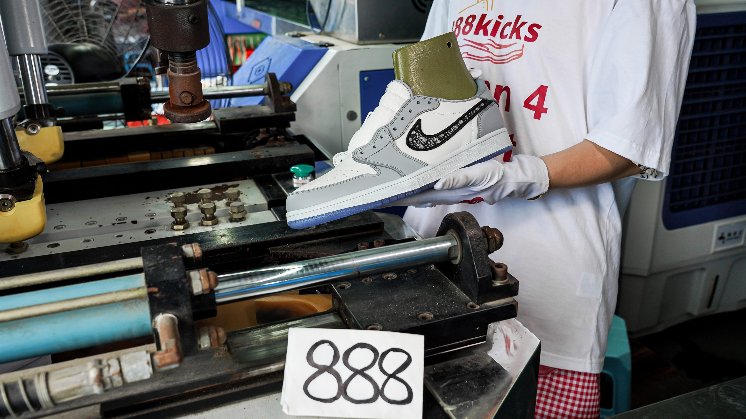 jordan 1 retro low D*or