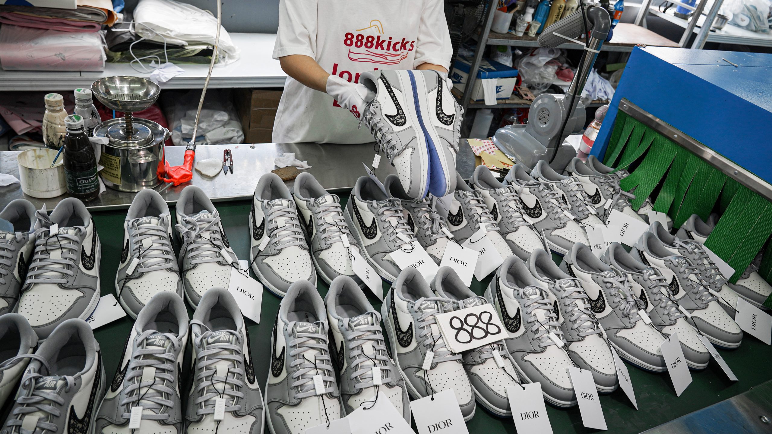 jordan 1 retro low D*or