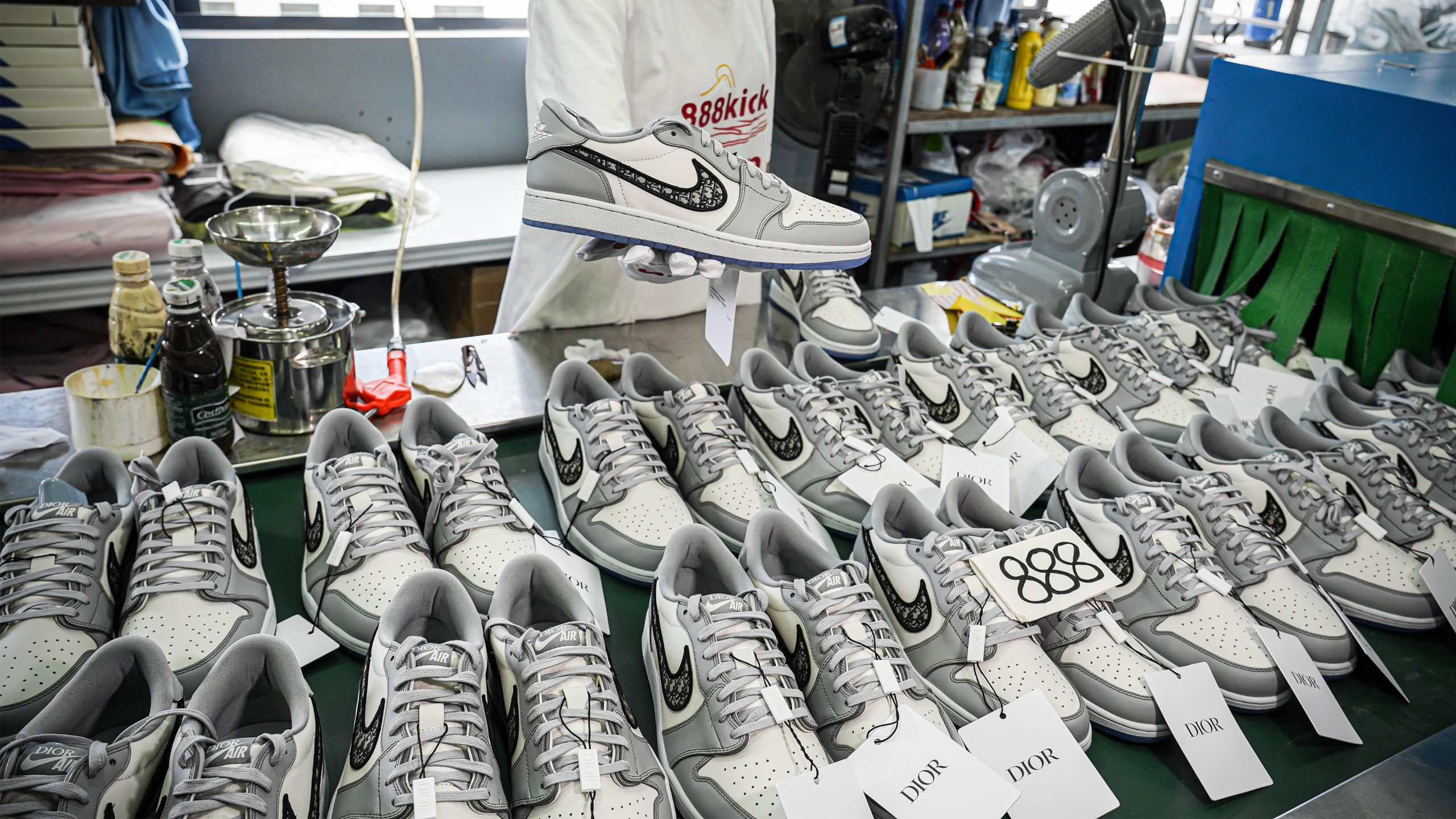 jordan 1 retro low D*or