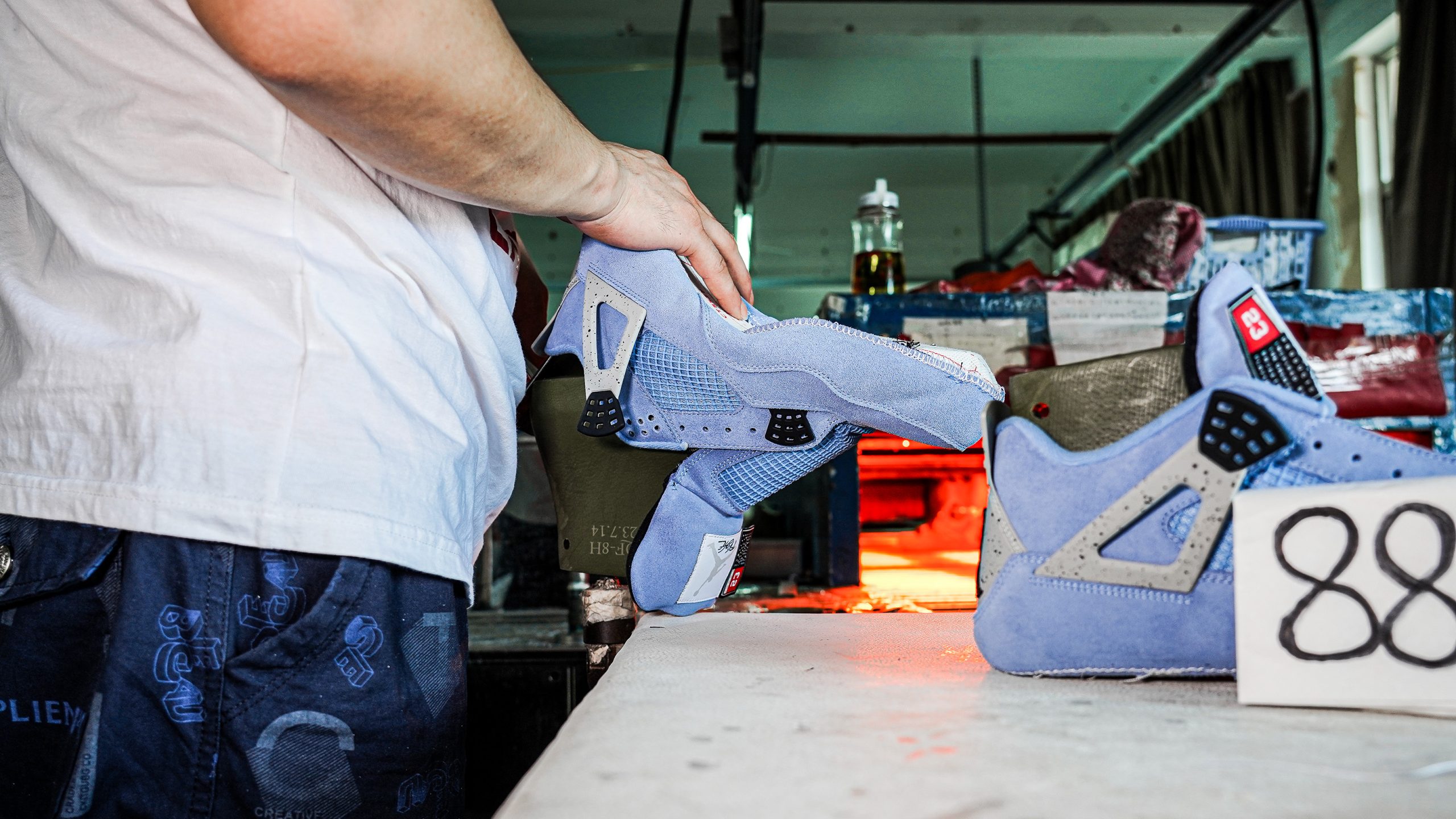 Jordan 4 Retro University Blue