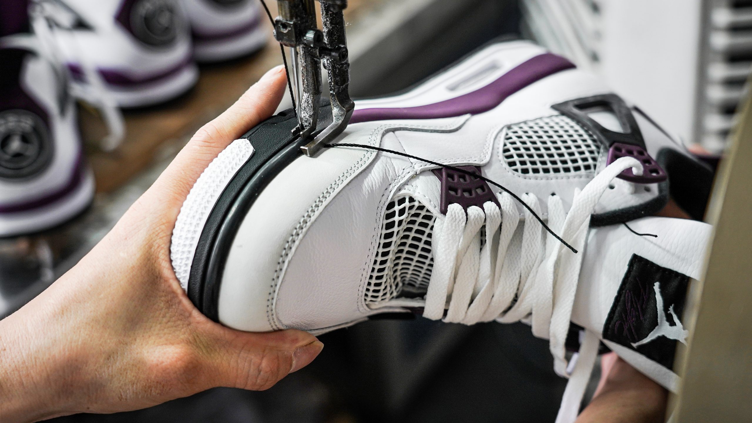 Jordan 4 Retro PSG Paris Saint-Germain