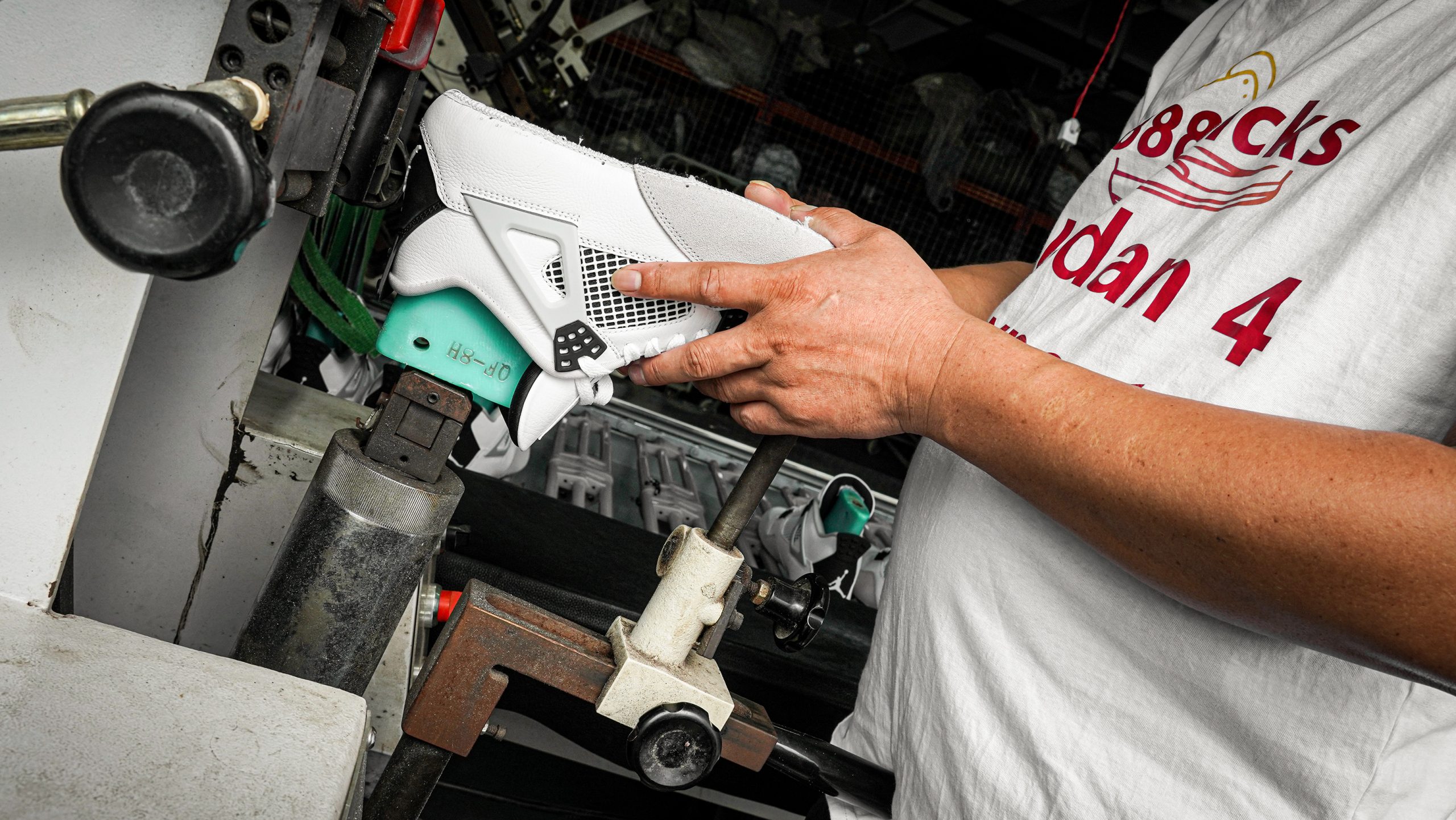 Jordan 4 Retro Military Black