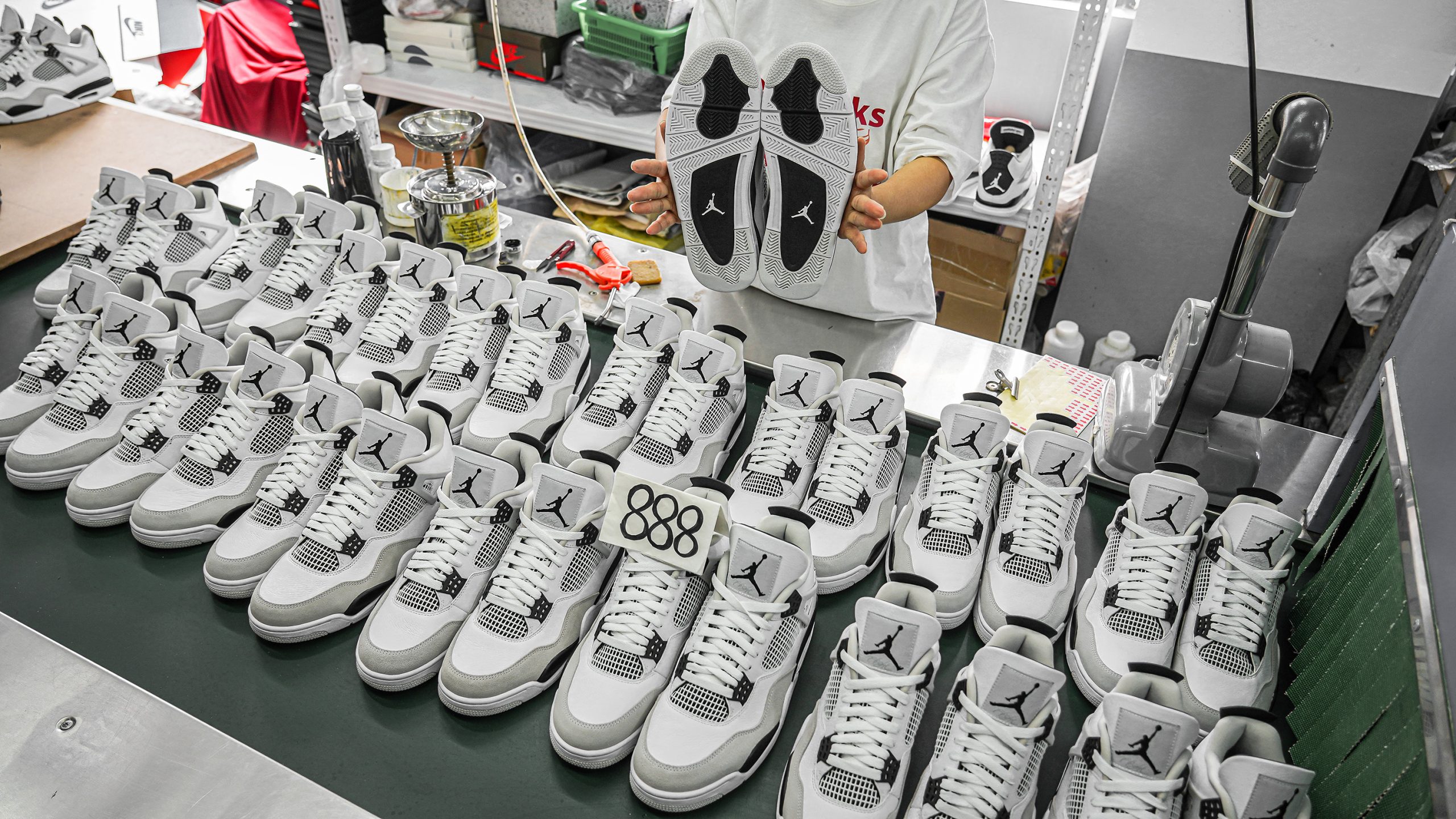 Jordan 4 Retro Military Black