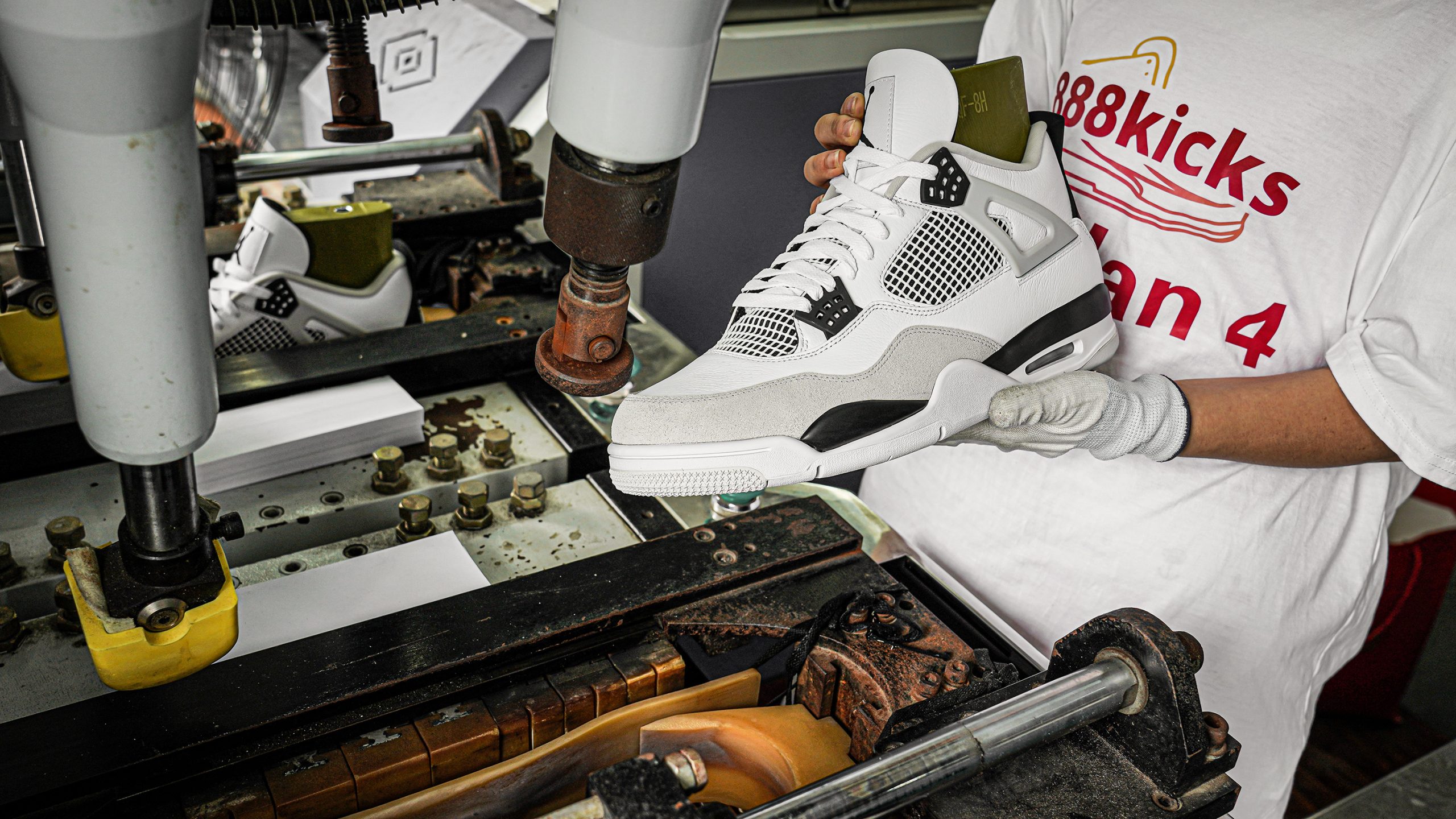 Jordan 4 Retro Military Black