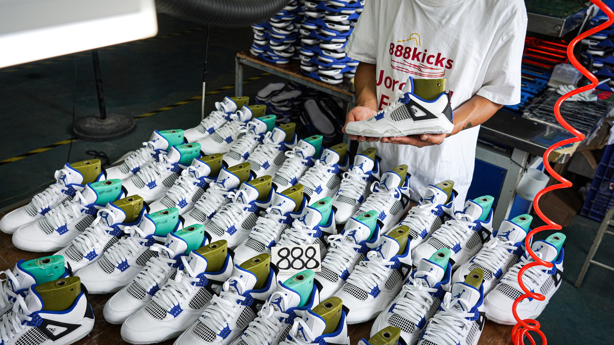 Jordan 4 Retro Motorsports 2017