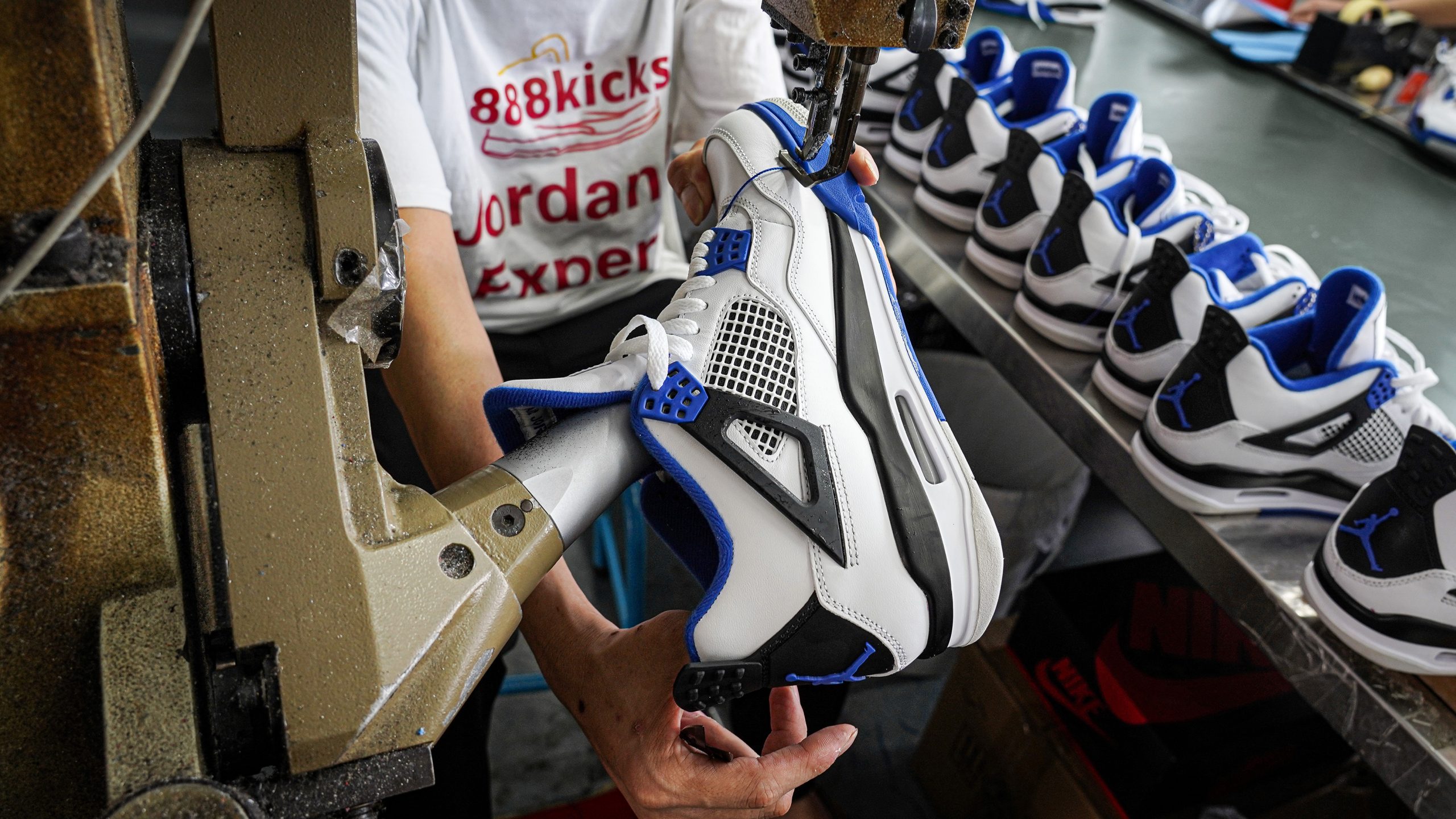 Jordan 4 Retro Motorsports 2017