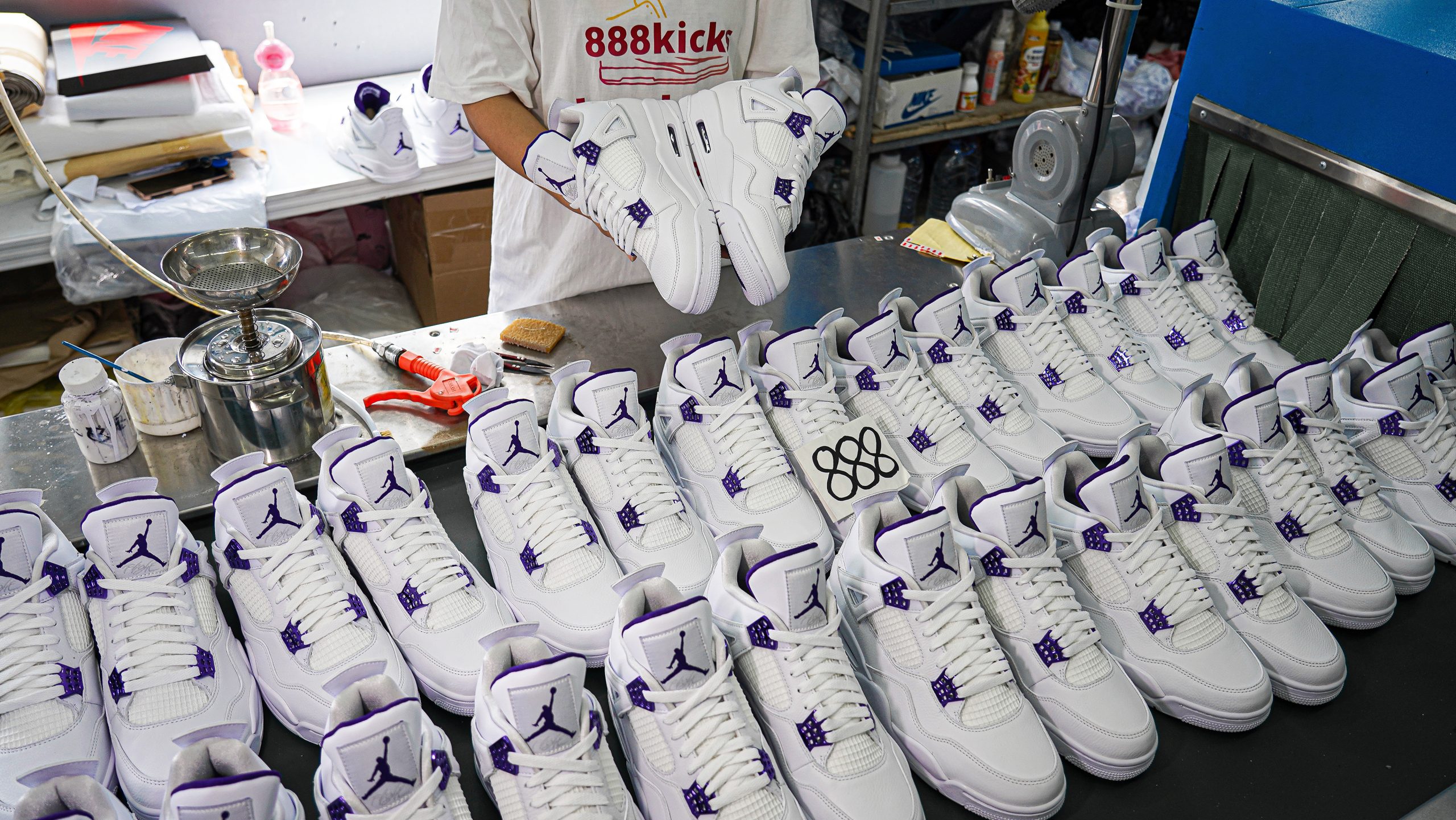 Jordan 4 Retro Metallic Purple