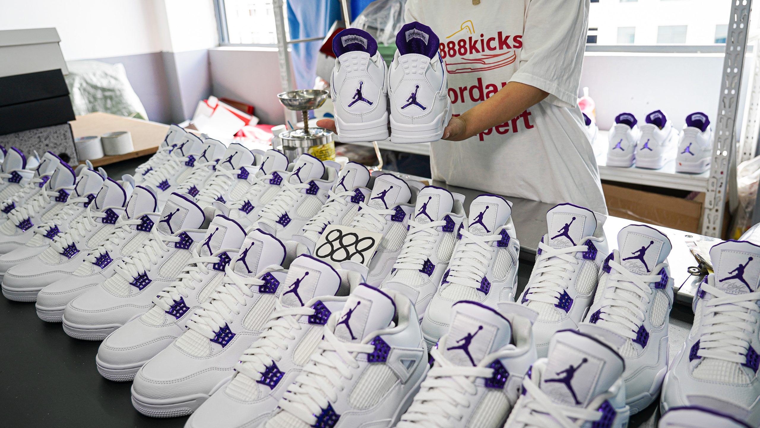 Jordan 4 Retro Metallic Purple