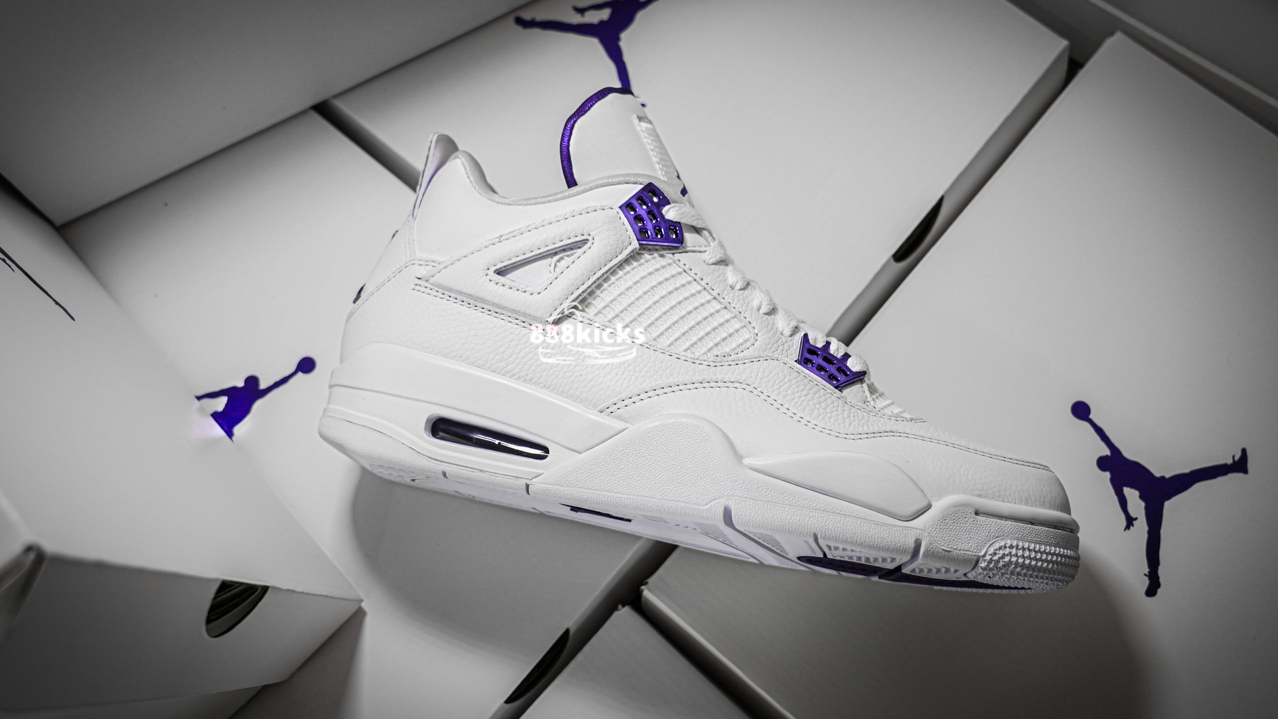 Jordan 4 Retro Metallic Purple