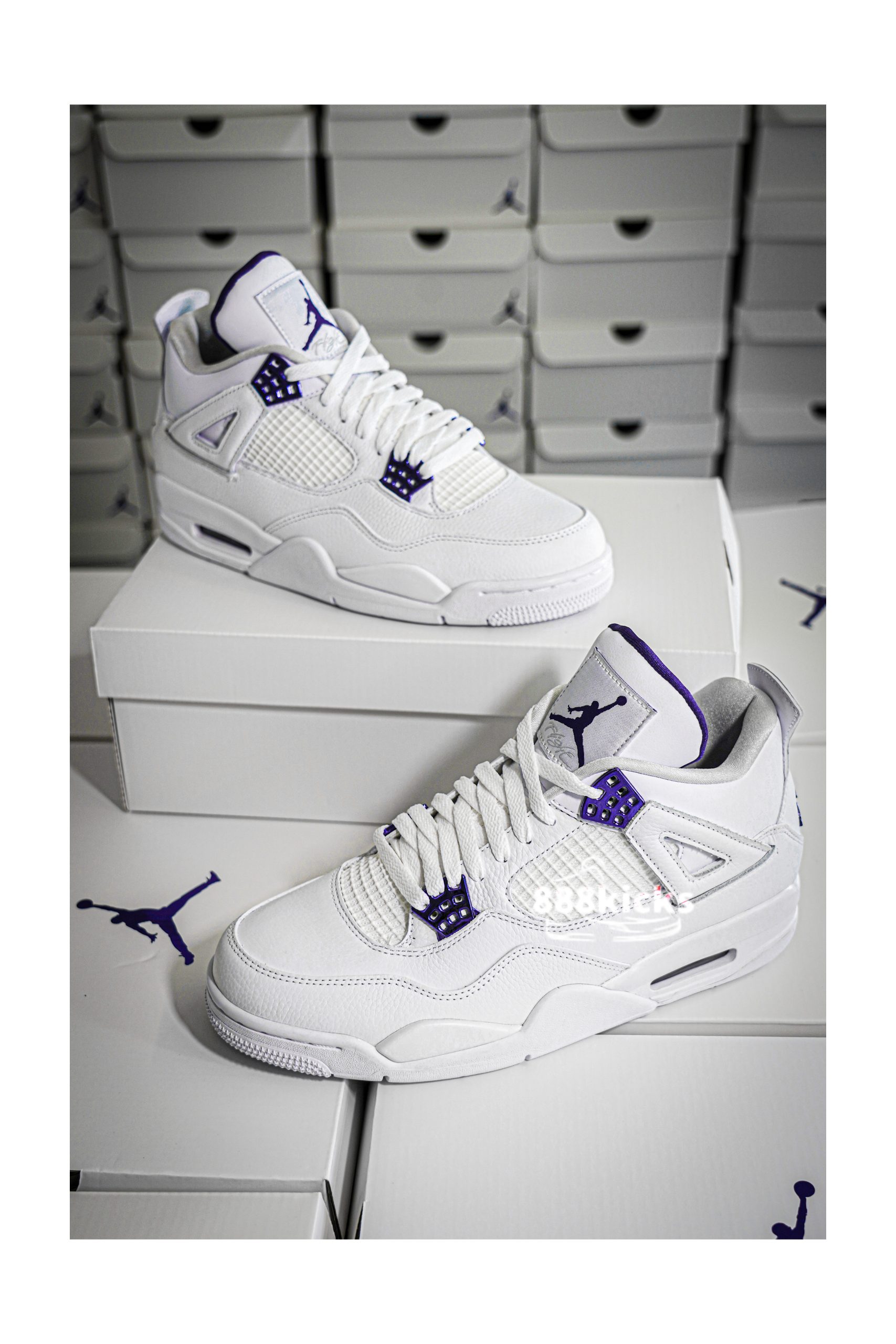 Jordan 4 Retro Metallic Purple