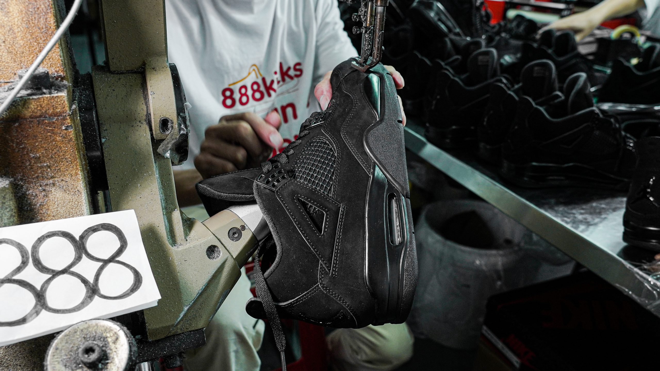 Jordan 4 Retro Black Cat 2020