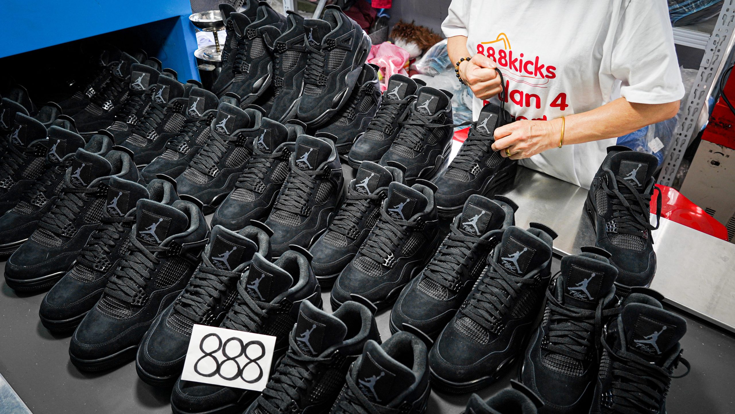 Jordan 4 Retro Black Cat 2020