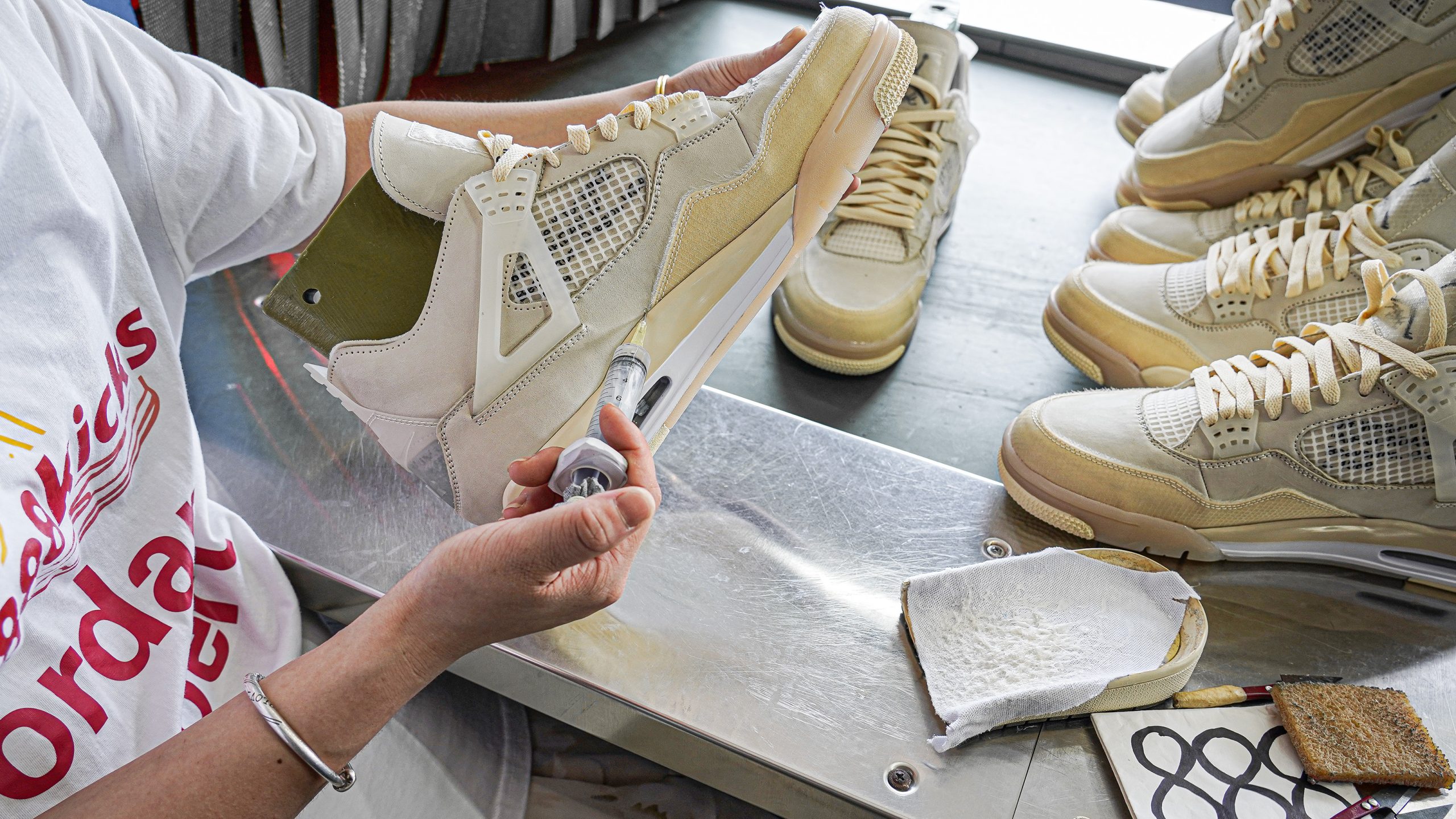 Jordan 4 Retro Off-White Sail