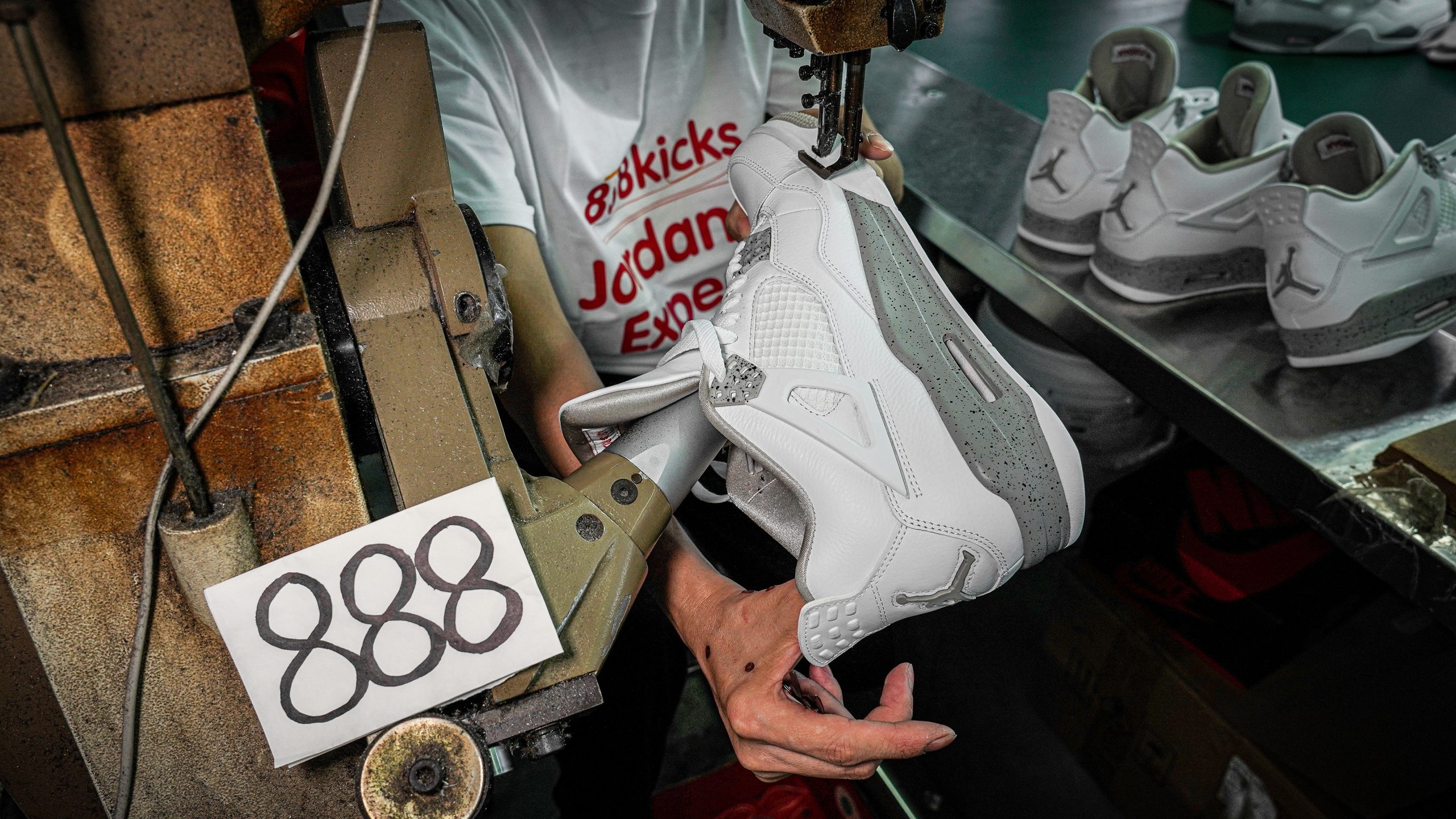 Jordan 4 Retro White Oreo 2021