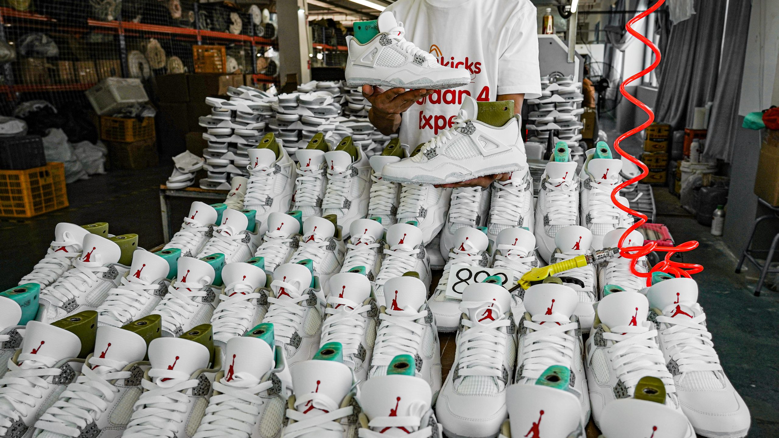 Jordan 4 Retro White Oreo 2021