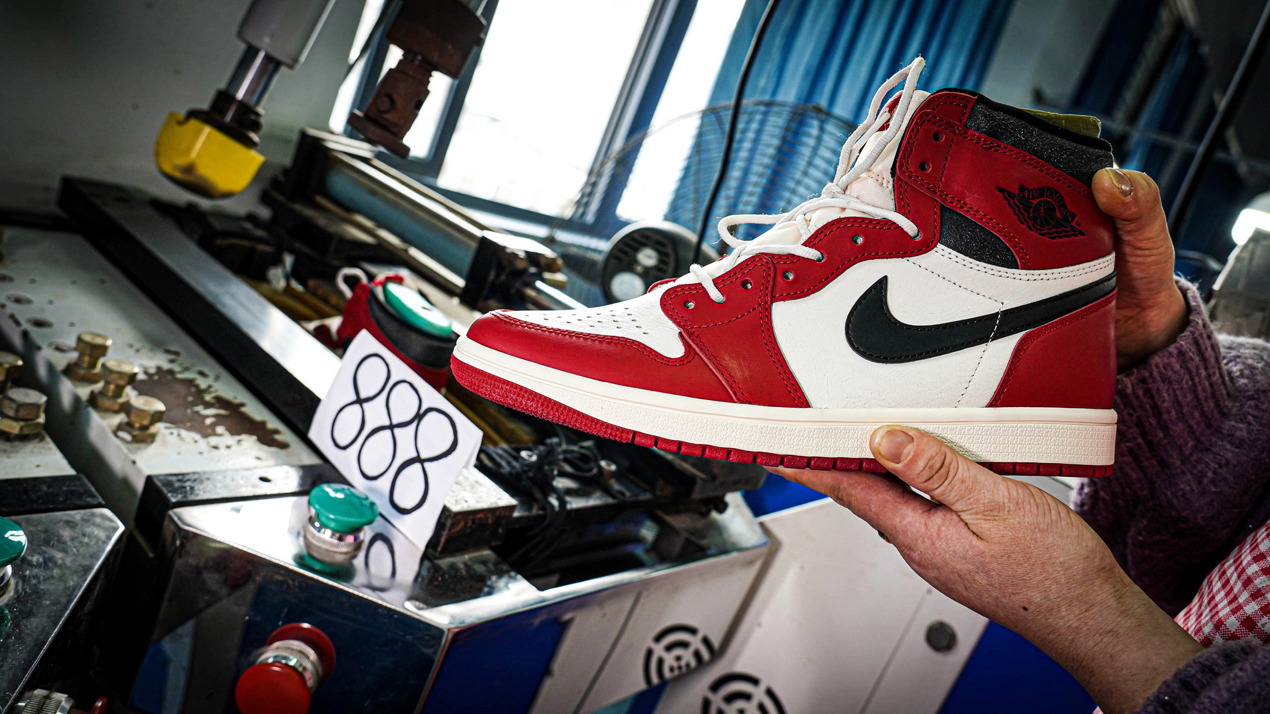 Jordan 1 Retro Chicago 2015
