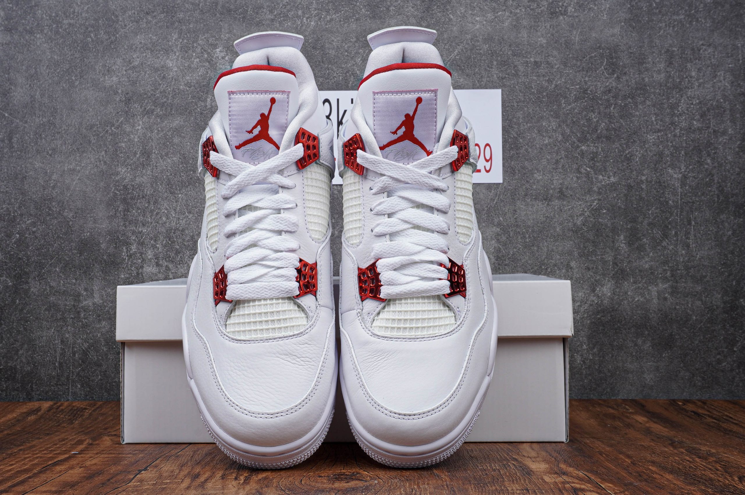 Jordan 4 Retro Metallic Red