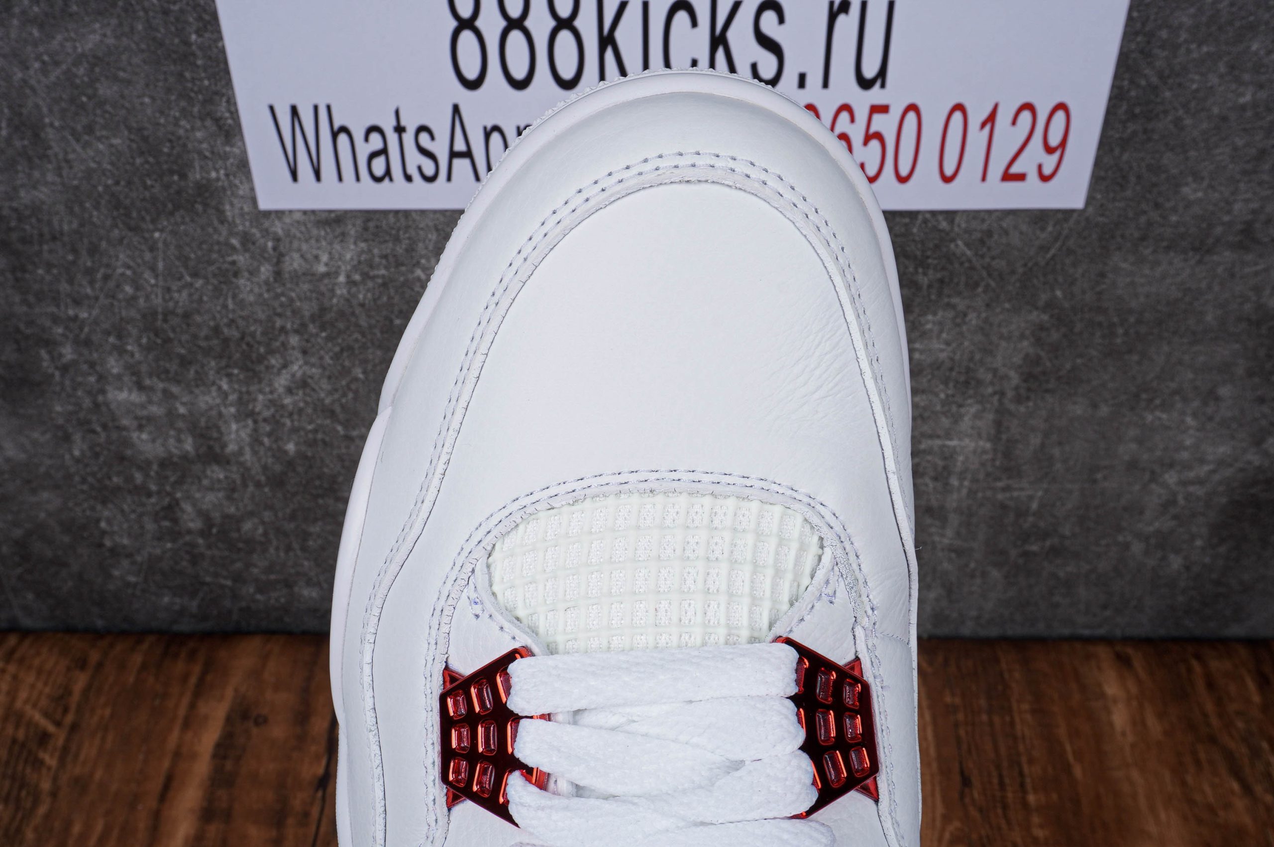 Jordan 4 Retro Metallic Red