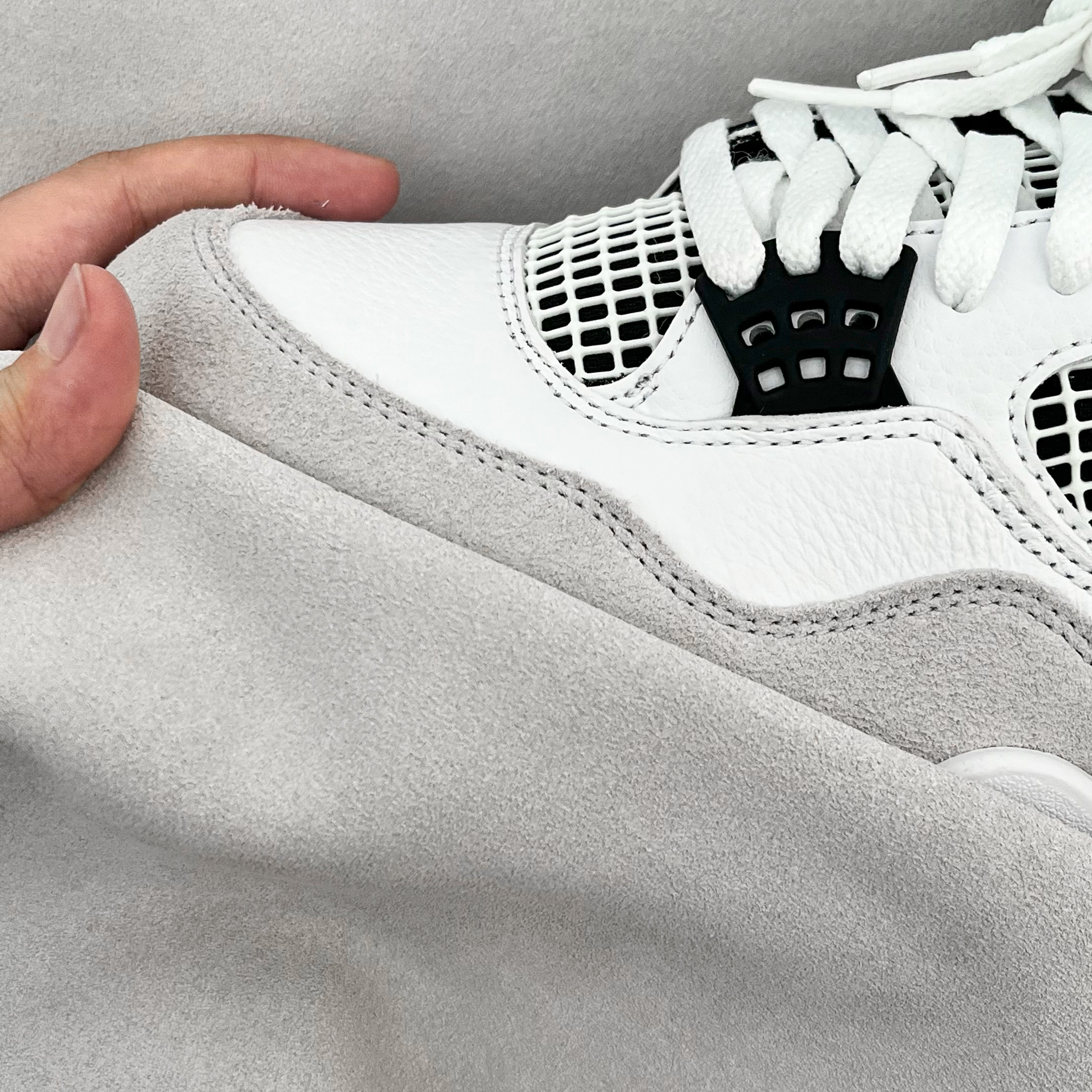 Jordan 4 Retro Military Black