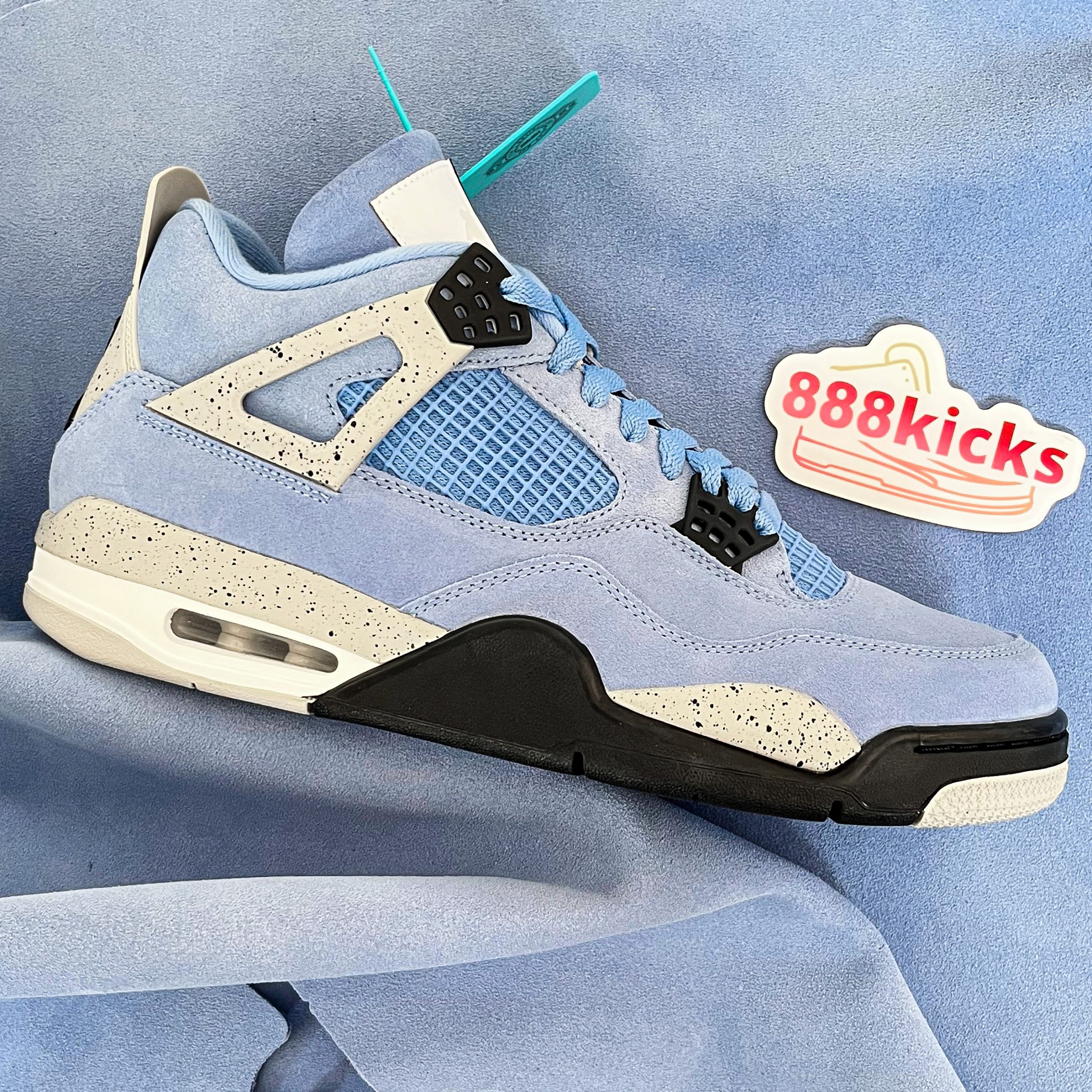Jordan 4 Retro University Blue