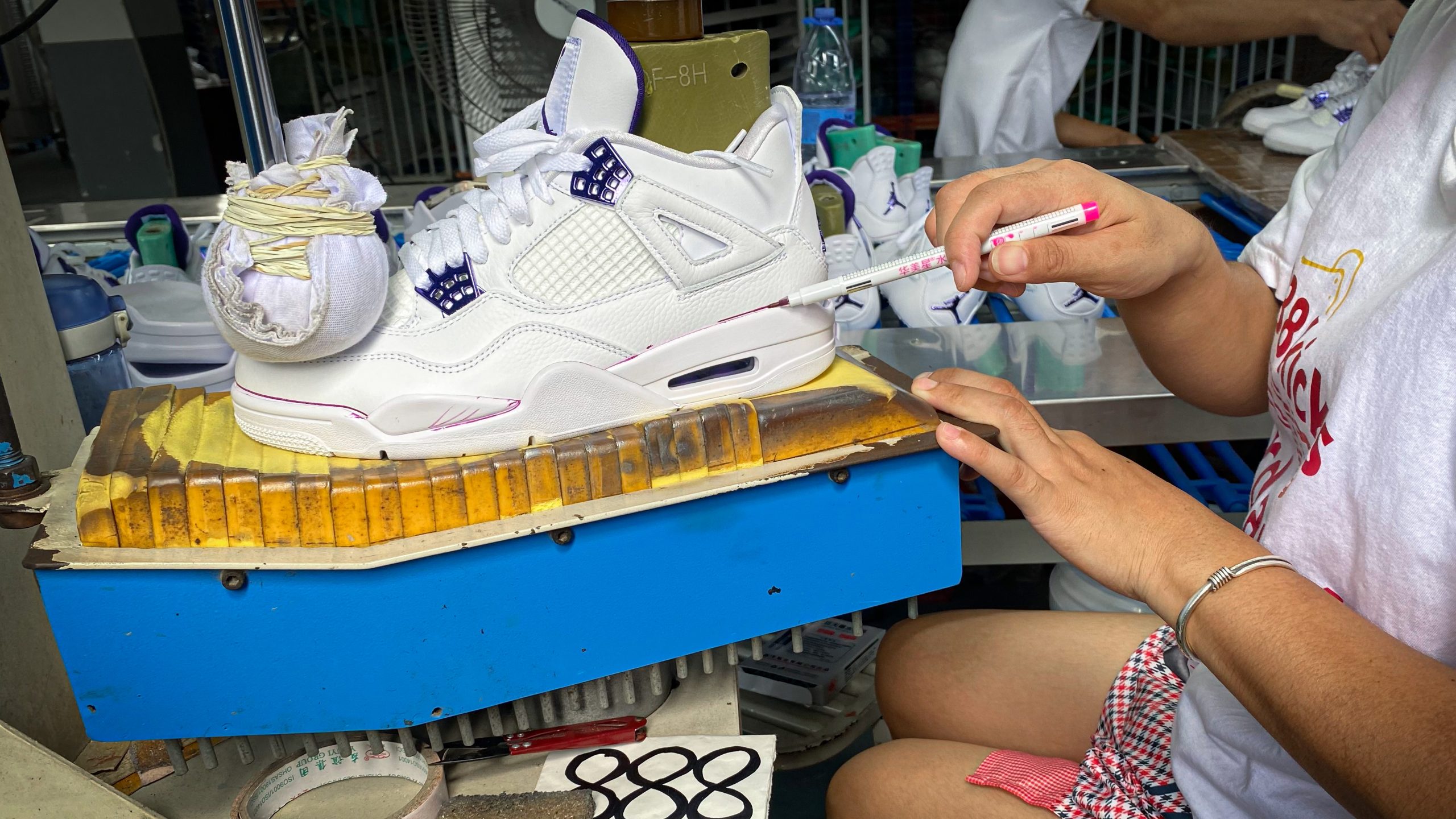 Jordan 4 Retro Metallic Purple