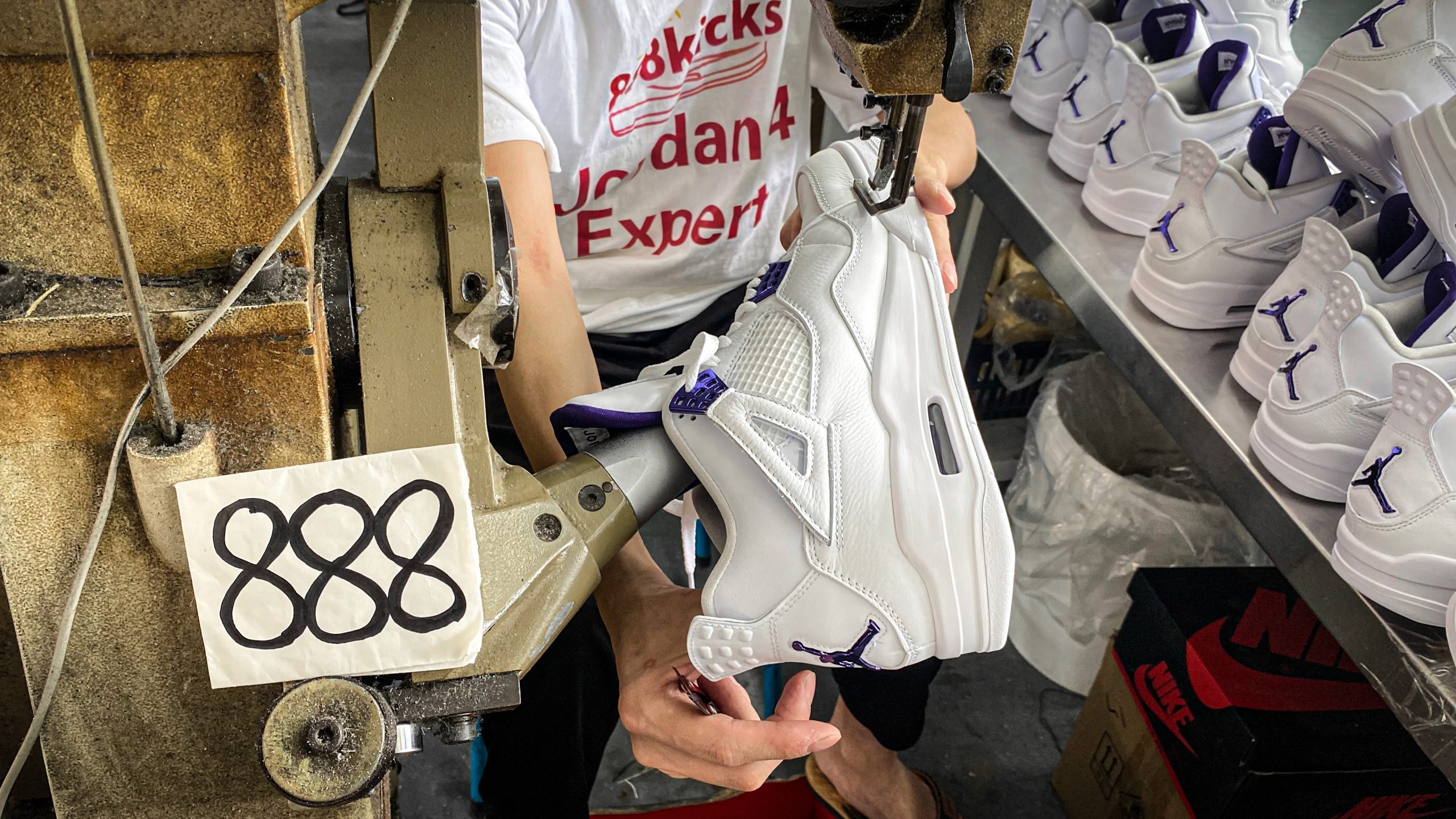 Jordan 4 Retro Metallic Purple