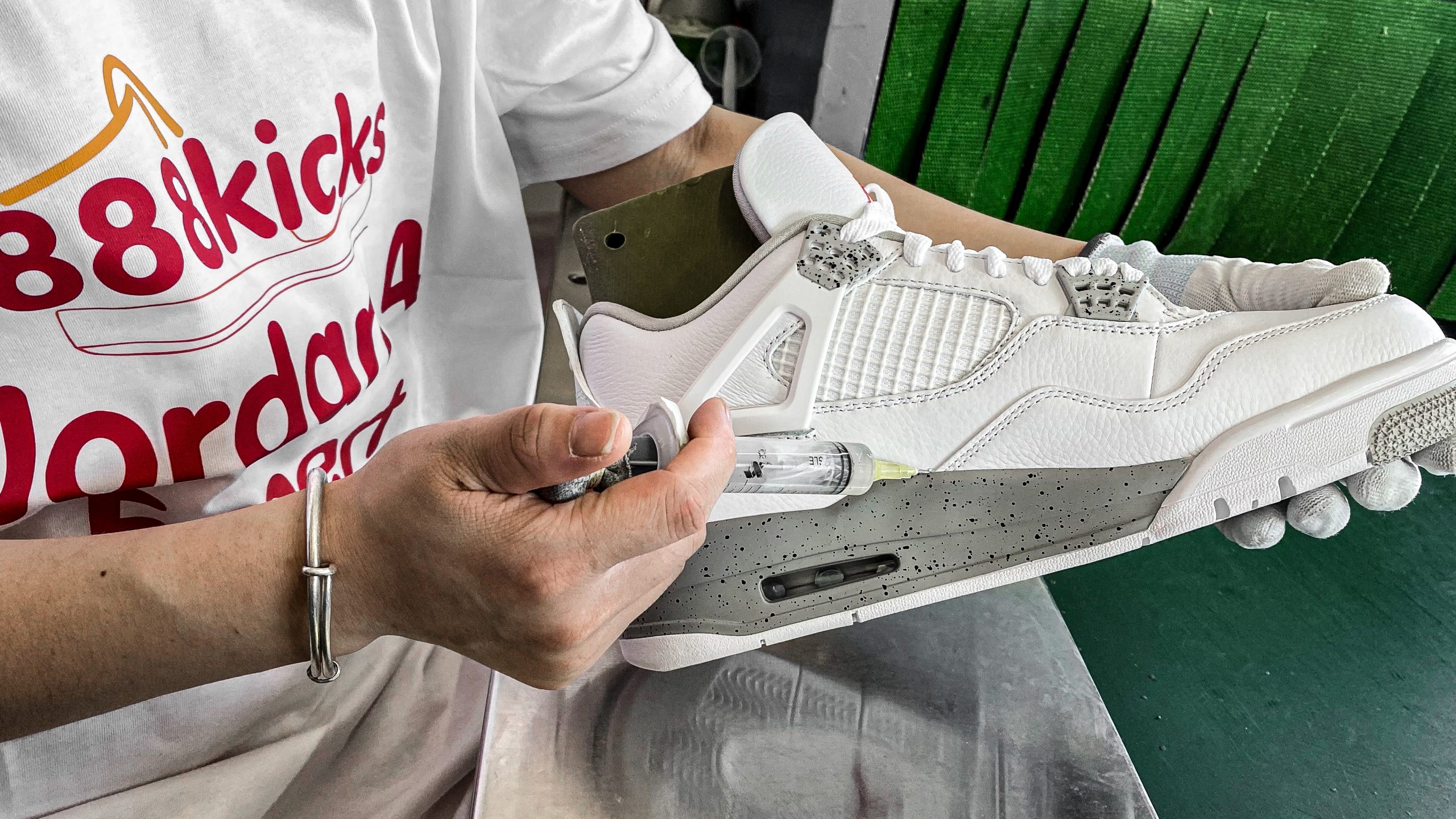 Jordan 4 Retro White Oreo 2021