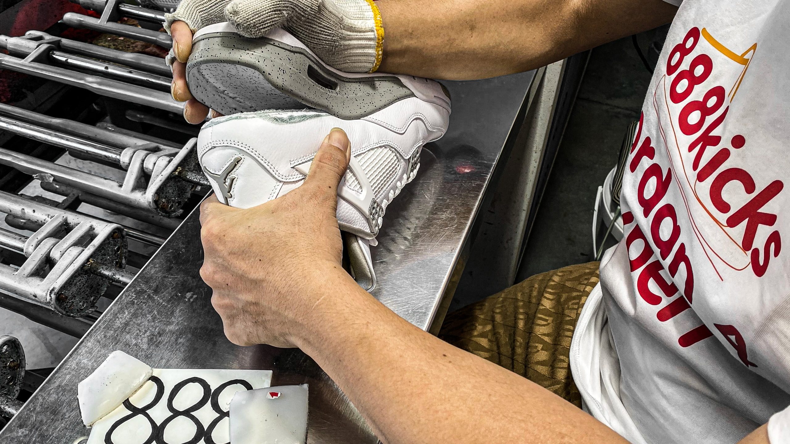 Jordan 4 Retro White Oreo 2021