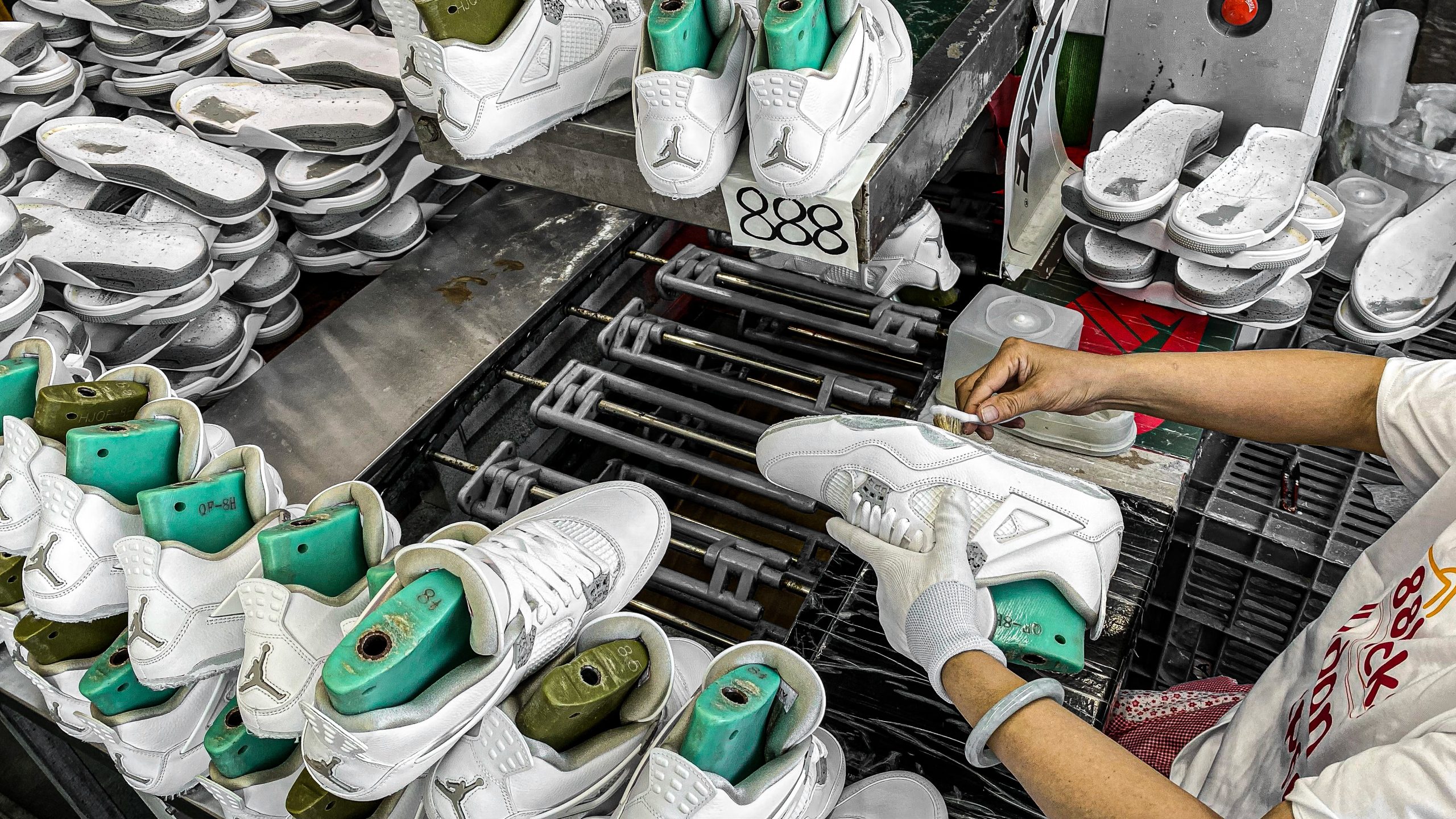 Jordan 4 Retro White Oreo 2021