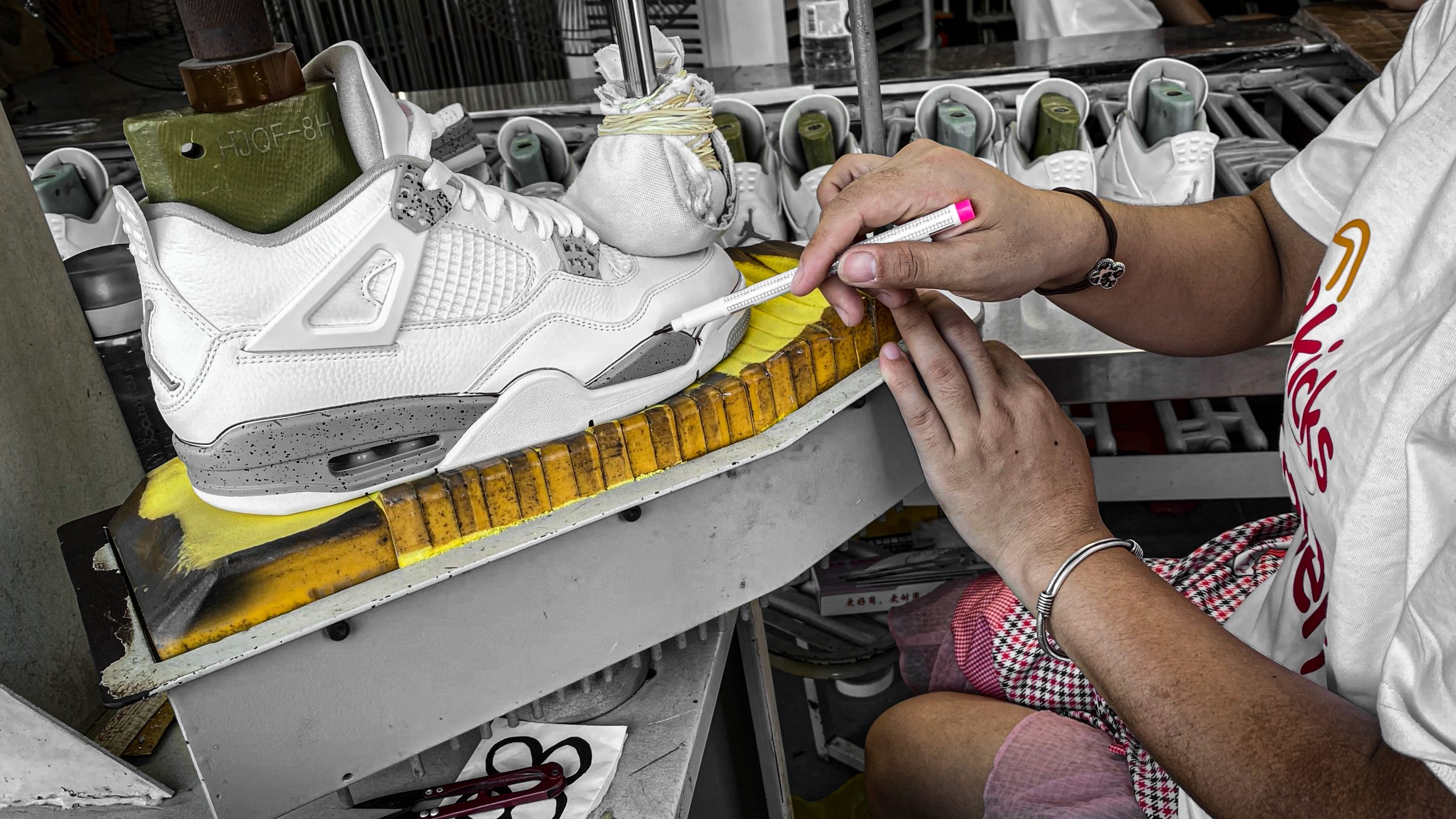 Jordan 4 Retro White Oreo 2021