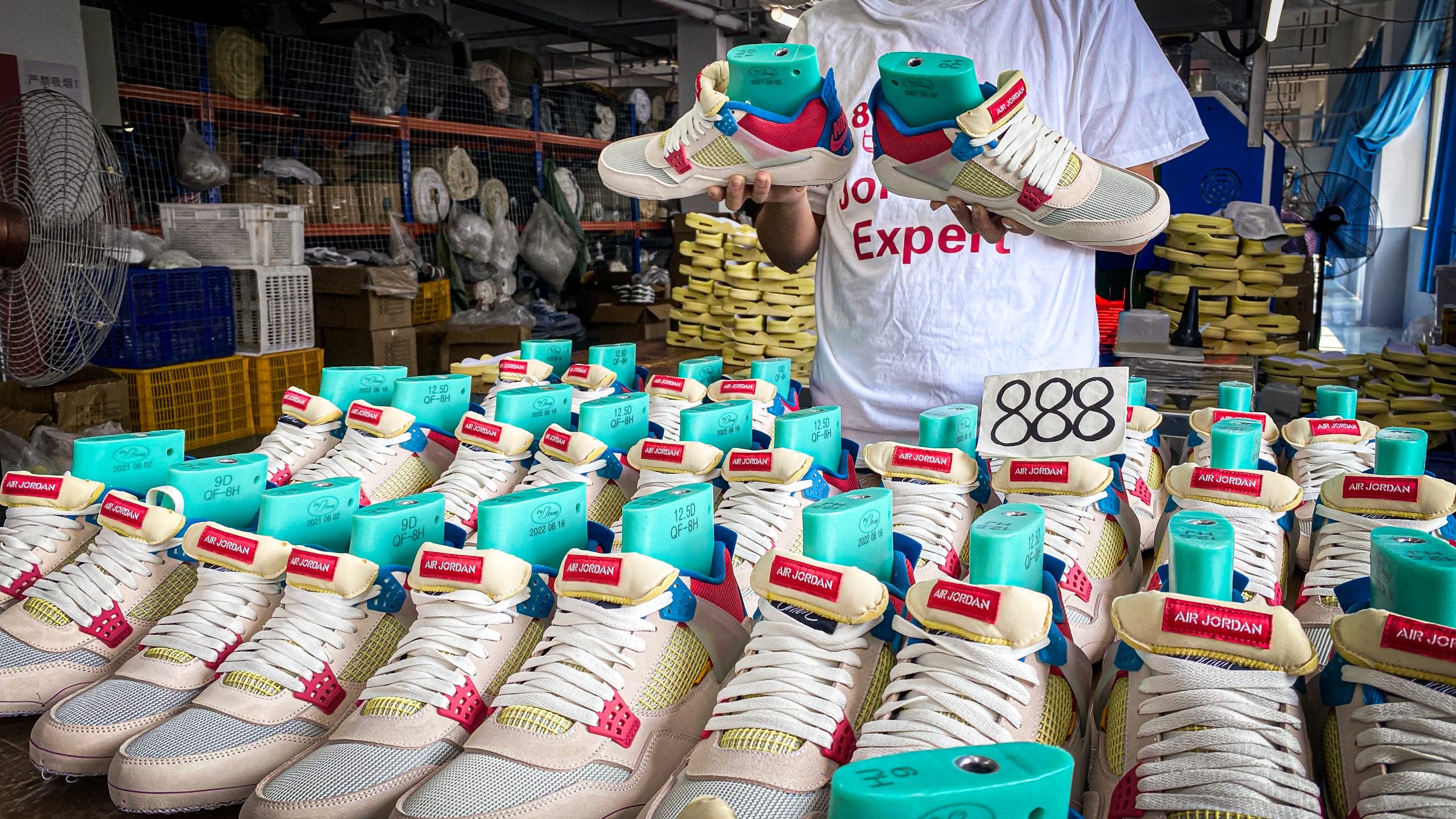 Jordan 4 Retro Union Guava Ice