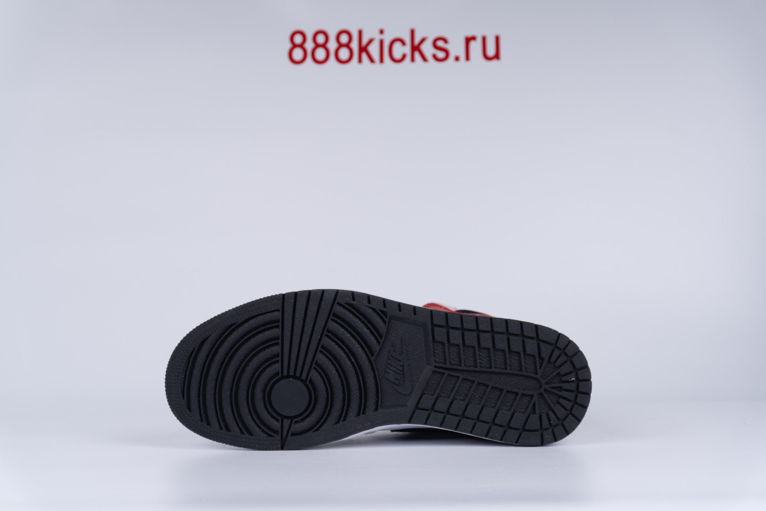 Jordan 1 Retro High Light Smoke Grey