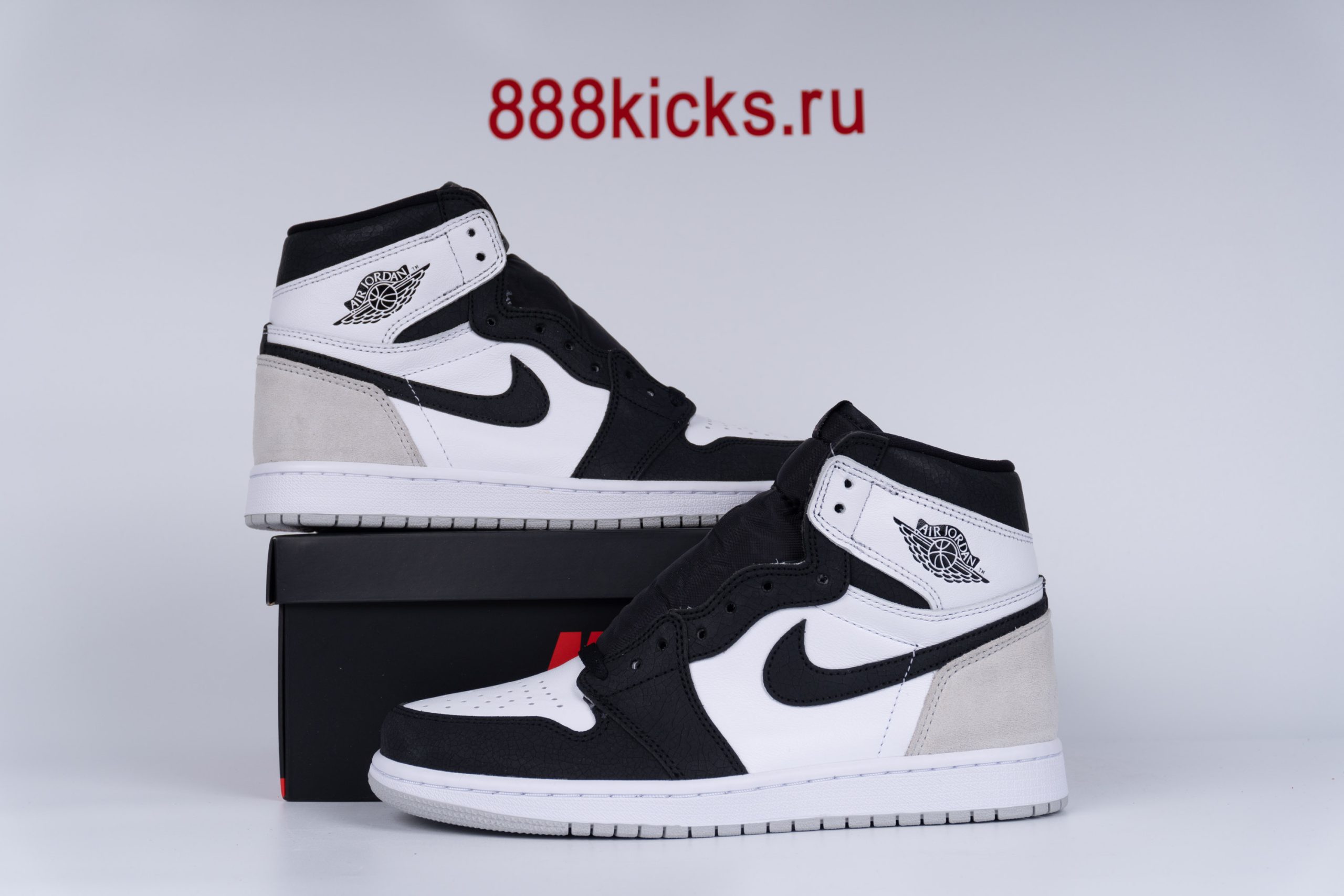 Jordan 1 Retro High OG Bleached Coral