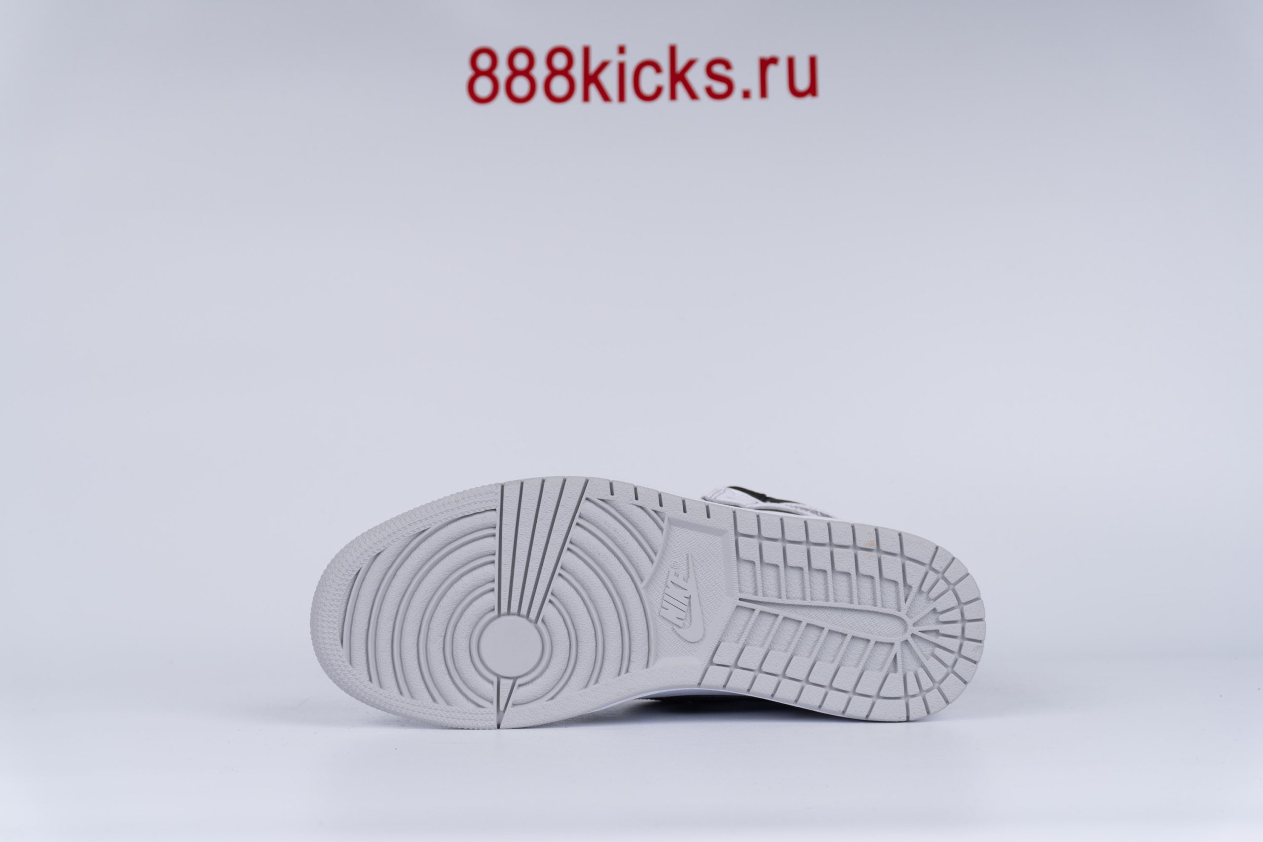 Jordan 1 Retro High OG Bleached Coral