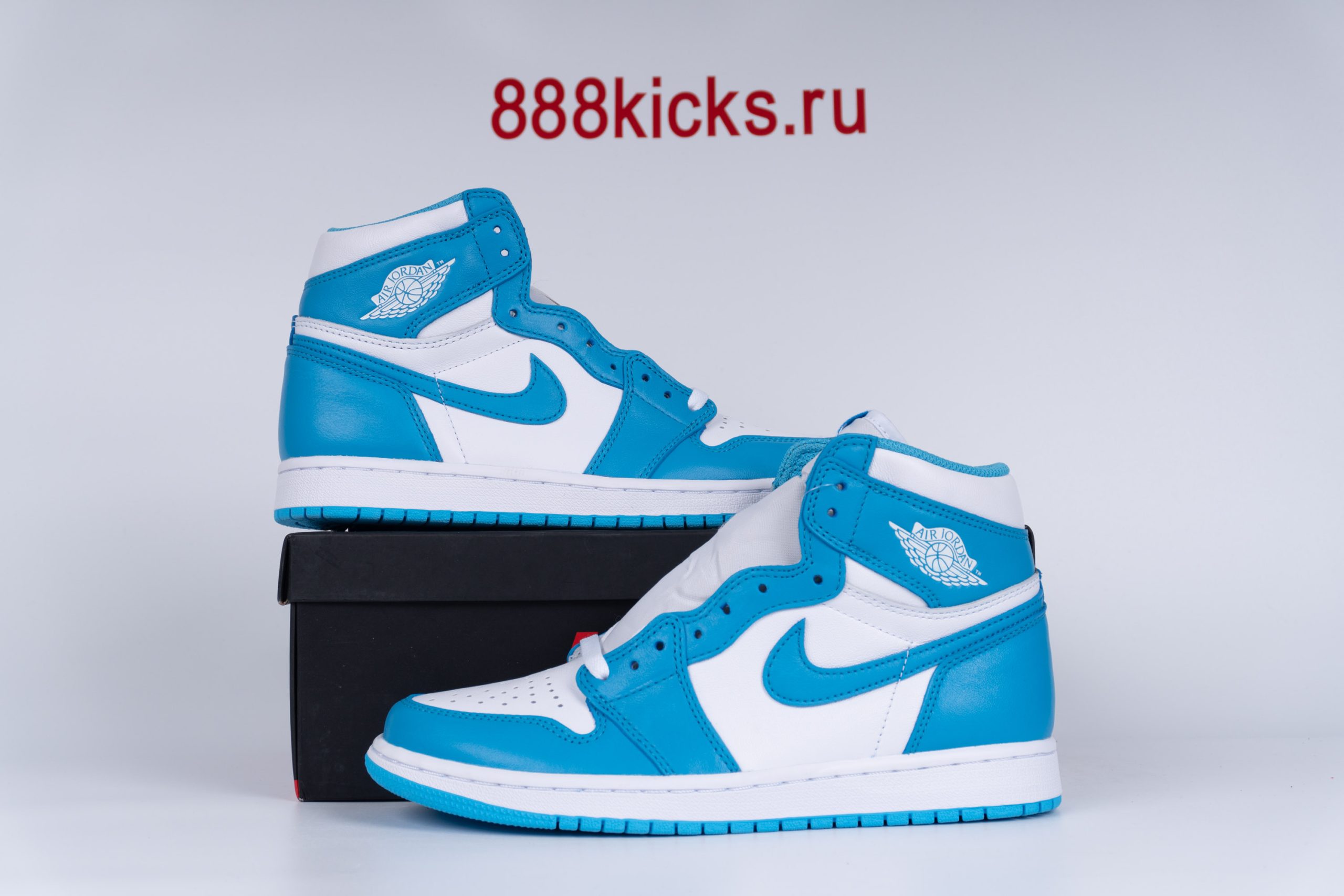 Jordan 1 Retro UNC
