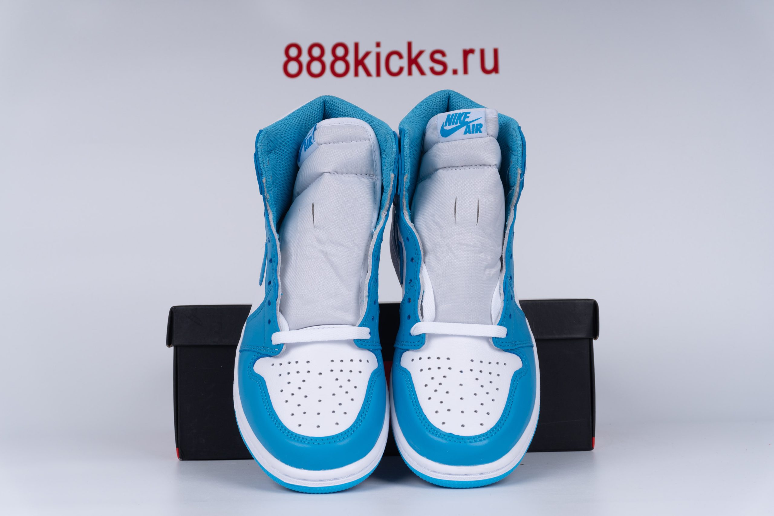 Jordan 1 Retro UNC