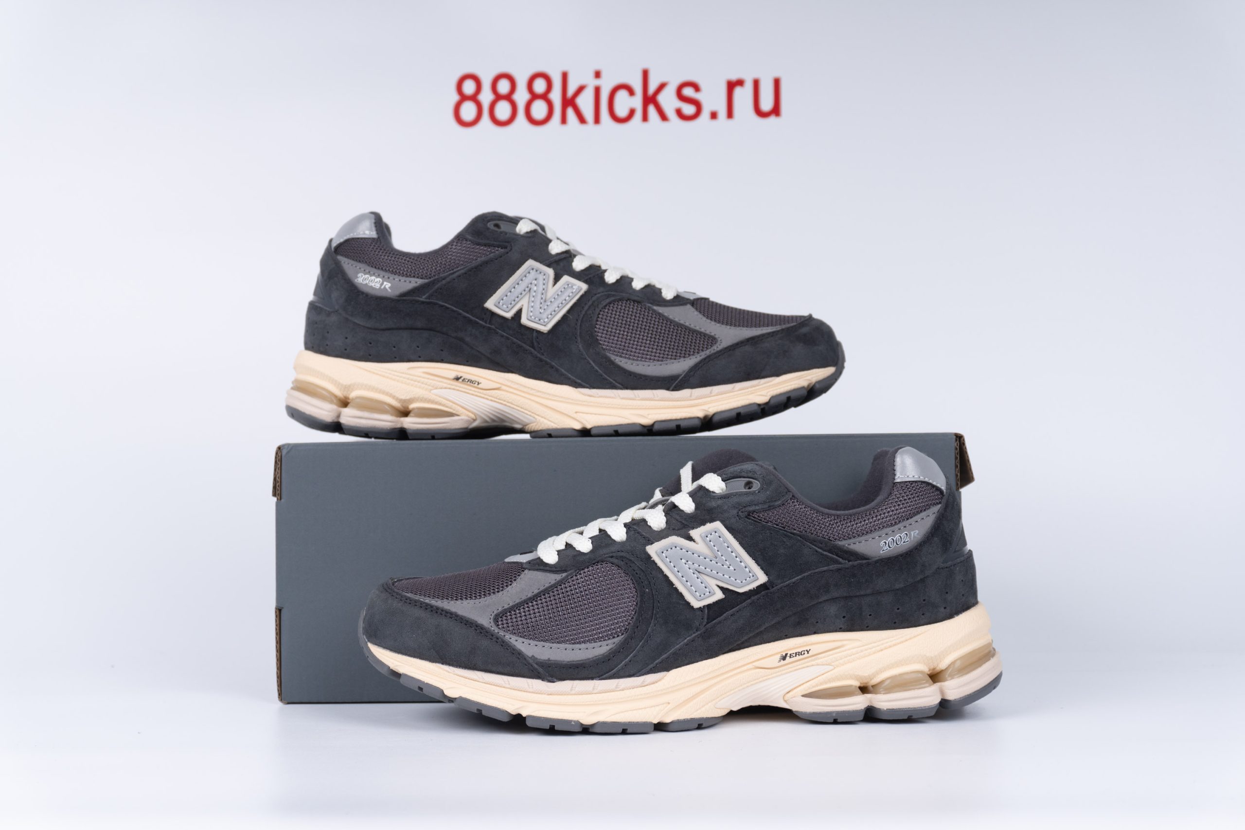 New Balance 2002R Black Dark Grey