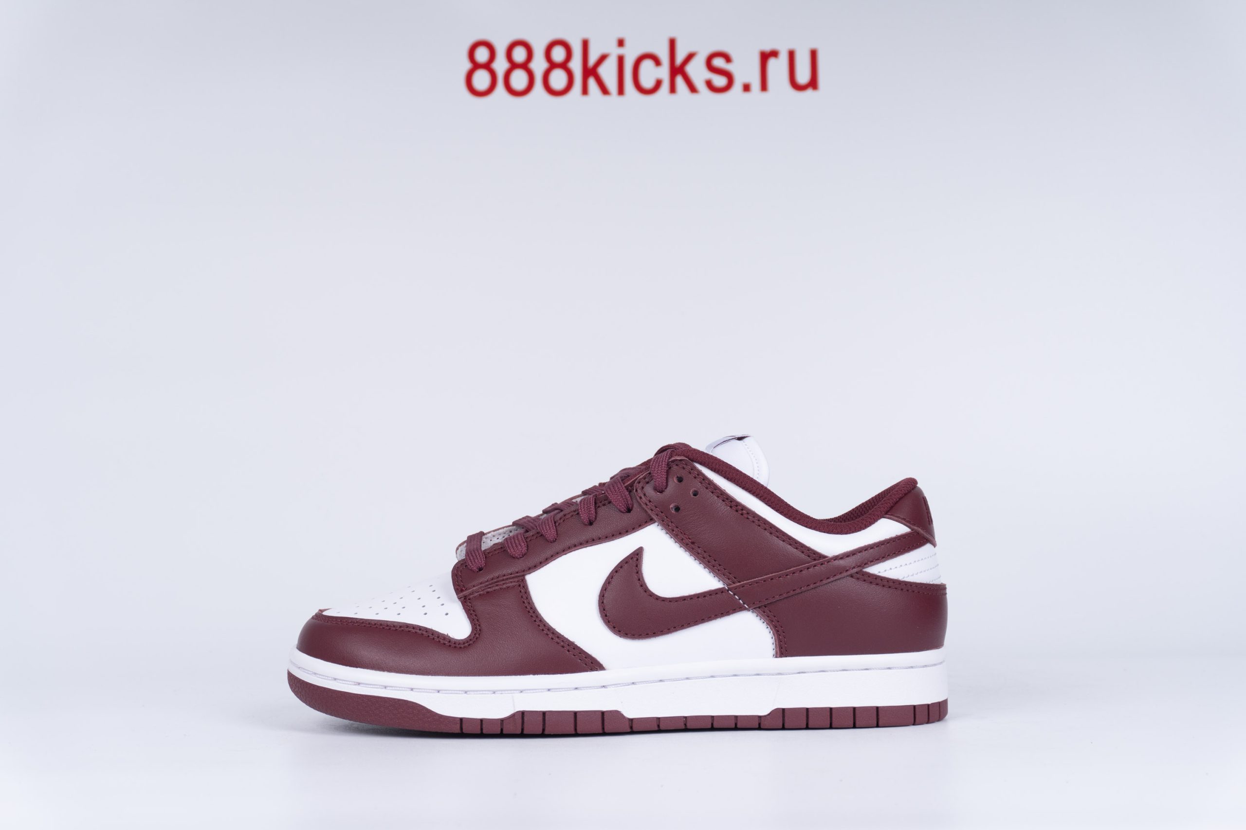 Nike Dunk Low Bordeaux (W)