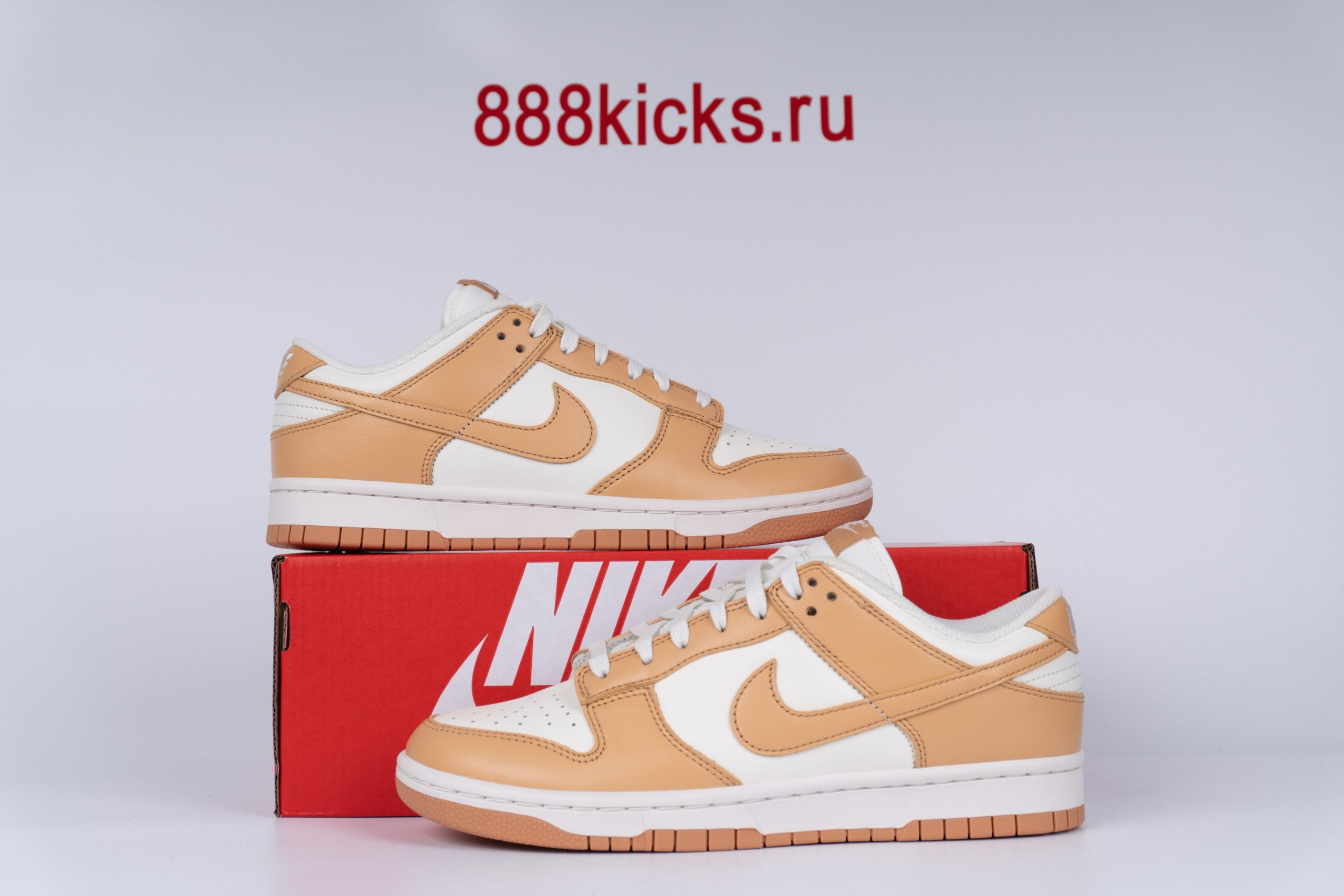 Nike Dunk Low Harvest Moon (W)