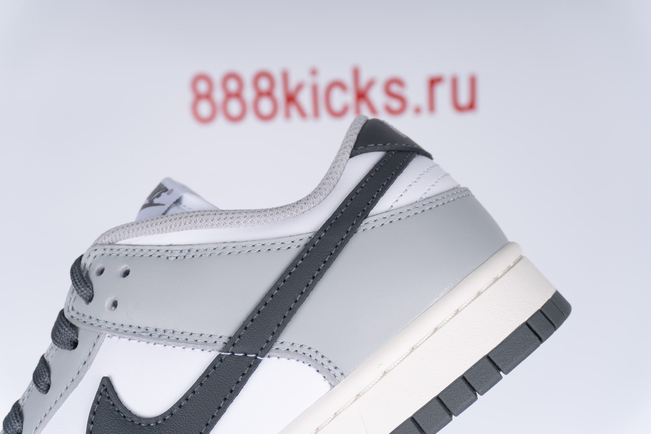 Nike Dunk Low Light Smoke Grey (W)